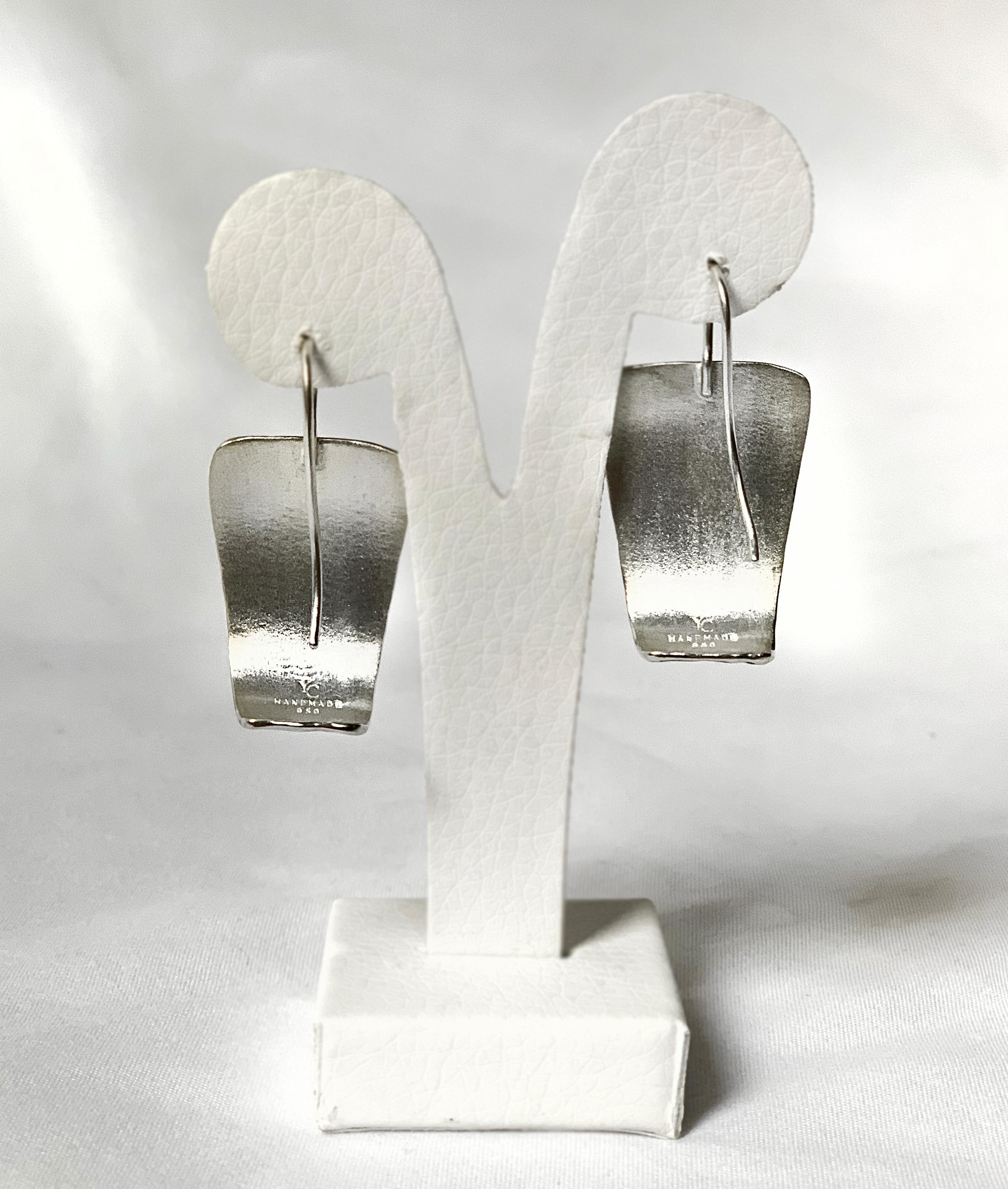 Women's Yianni Creations Fine Silver and Black Oxidized Rhodium Dangle Earrings For Sale