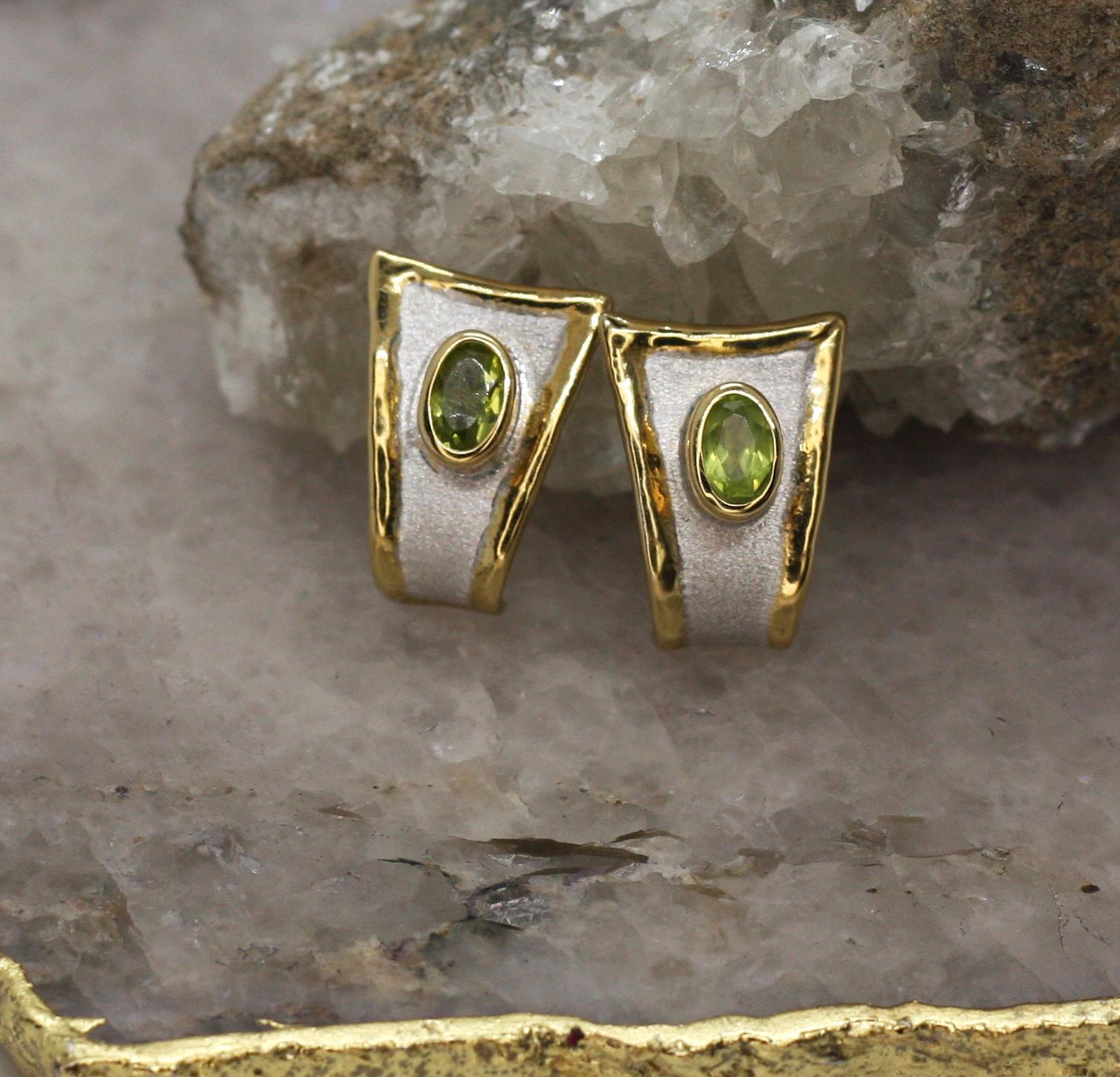 Yianni Creations Fine Silver 950 purity and 24 Karat Gold 3+ microns plated stud earrings are from the Midas Collection and are all handmade in our workshop in Greece. This gorgeous pair is also Palladium coded to resist the elements. The perfect