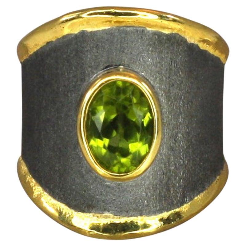 Yianni Creations Peridot Fine Silver and Gold Rhodium Two-Tone Thick Band  Ring