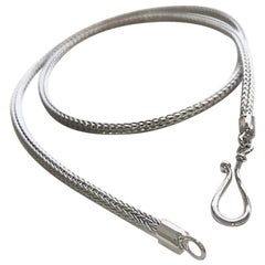 Yianni Creations Collana in corda intrecciata a mano in argento fino e palladio