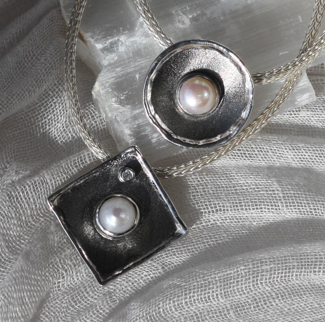 Yianni Creations Pearl Diamond Fine Silver Rhodium Geometric Pendant Necklace For Sale 2