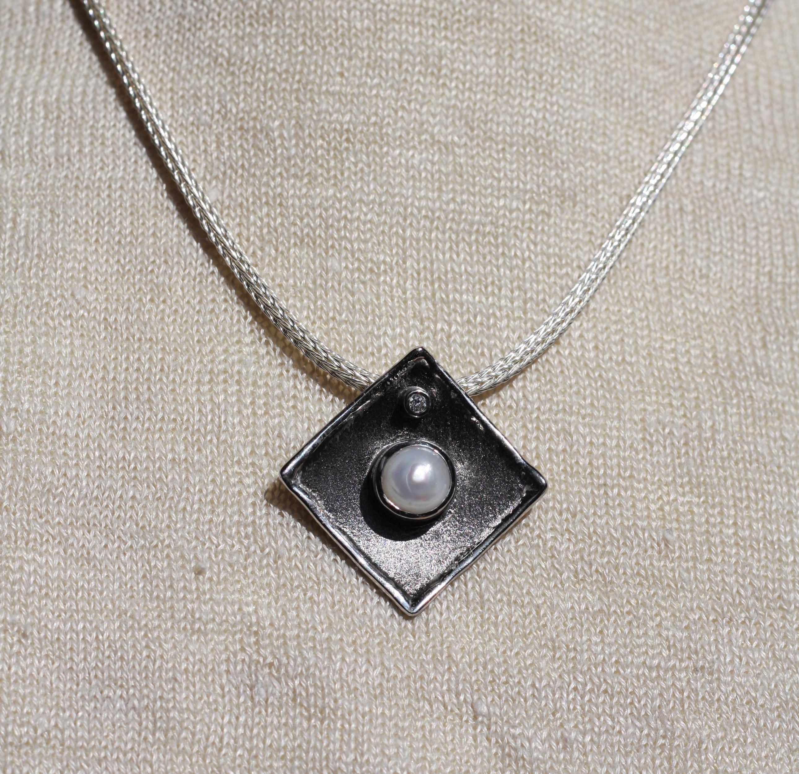 Yianni Creations Pearl Diamond Fine Silver Rhodium Geometric Pendant Necklace  For Sale 4