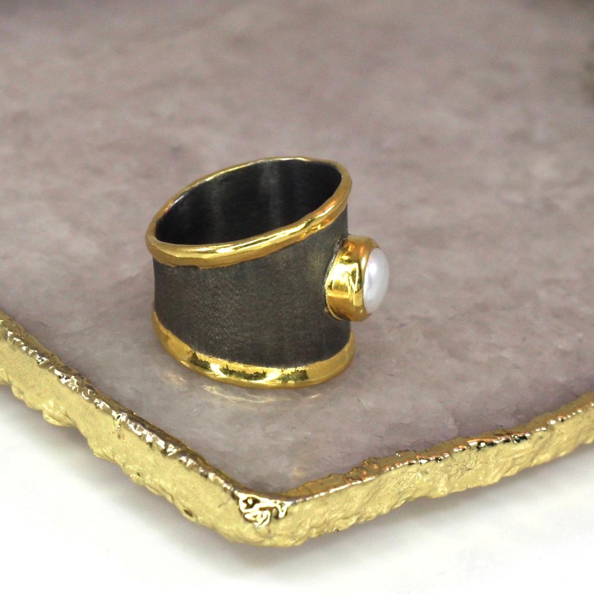 Yianni Creations Fine Silver Artisan Ring with Pearl Black Rhodium 24 Karat Gold 1