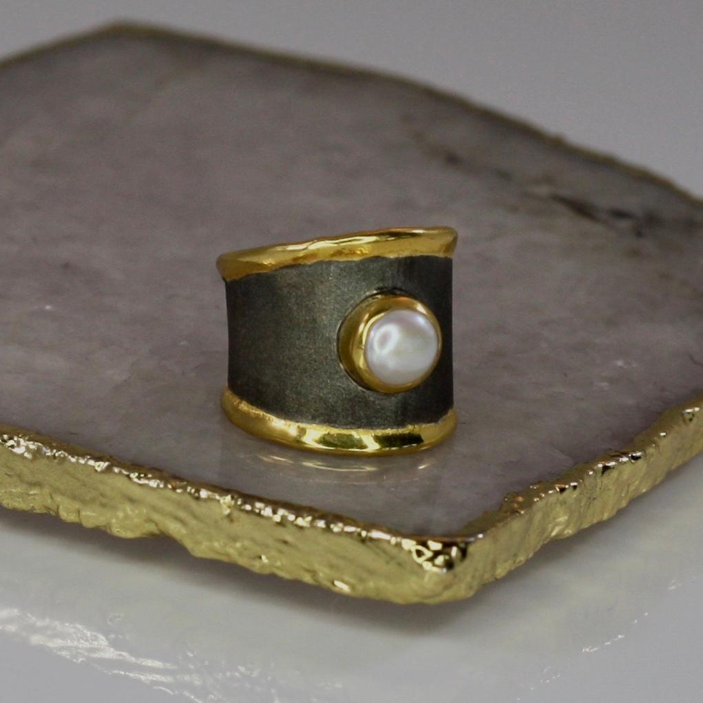 Yianni Creations Fine Silver Artisan Ring with Pearl Black Rhodium 24 Karat Gold 2