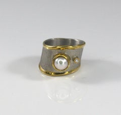 Yianni Creations, bague jonc large en argent fin et or 24 carats avec diamants en forme de poire