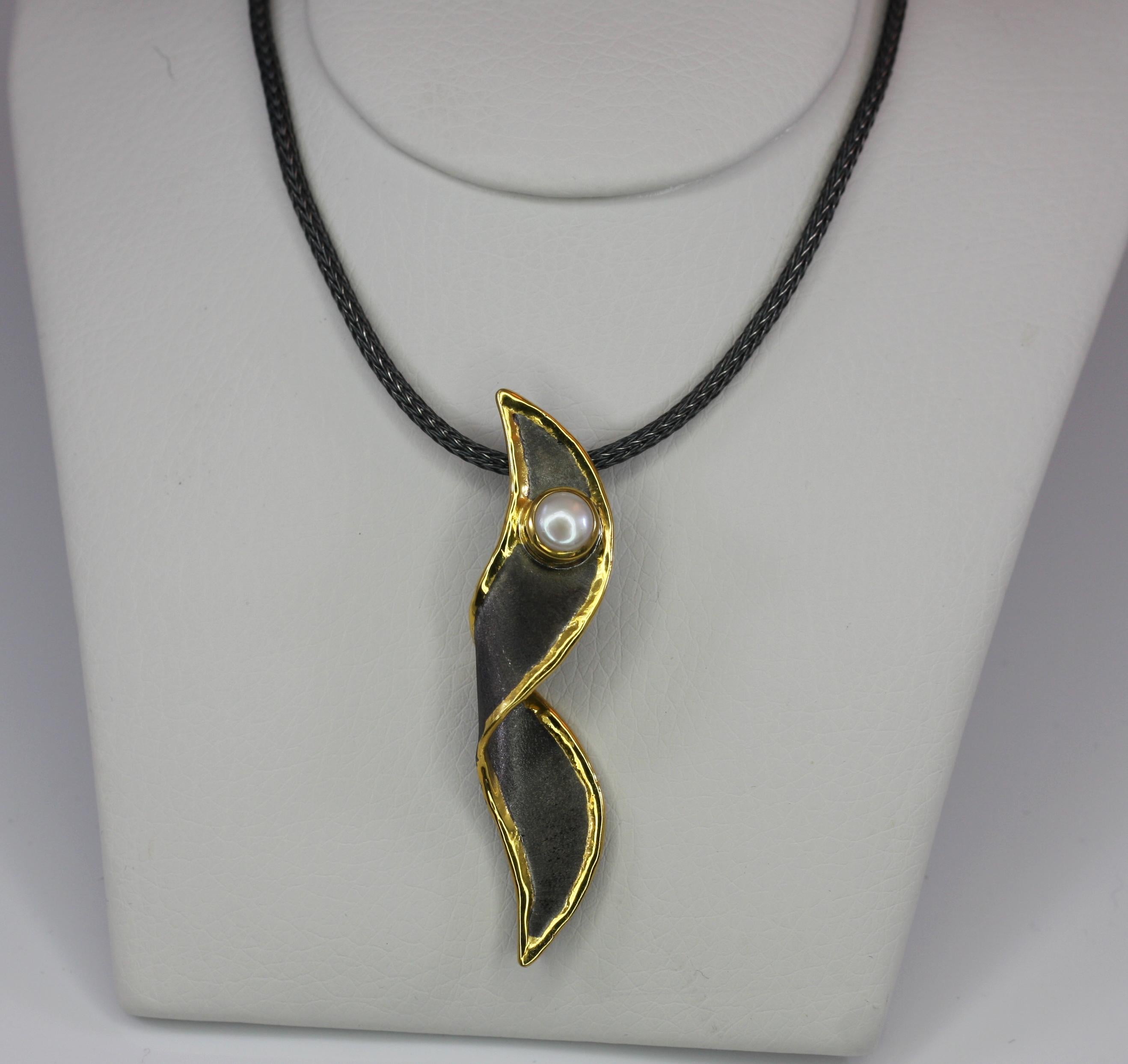 Yianni Creations Pearl  Fine Silver Finished with Black Rhodium and Gold Pendant For Sale 3