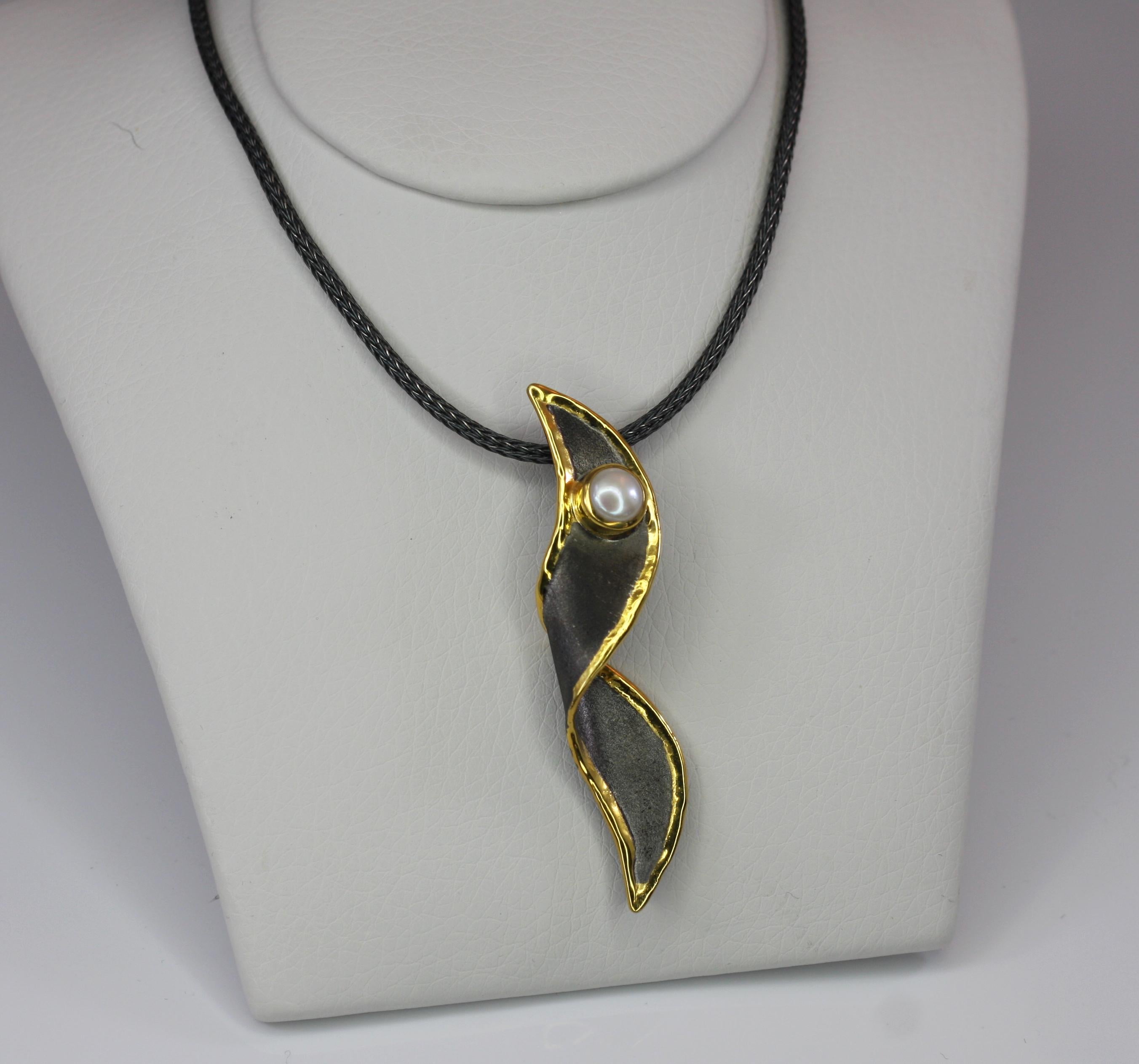 Yianni Creations Pearl  Fine Silver Finished with Black Rhodium and Gold Pendant For Sale 1