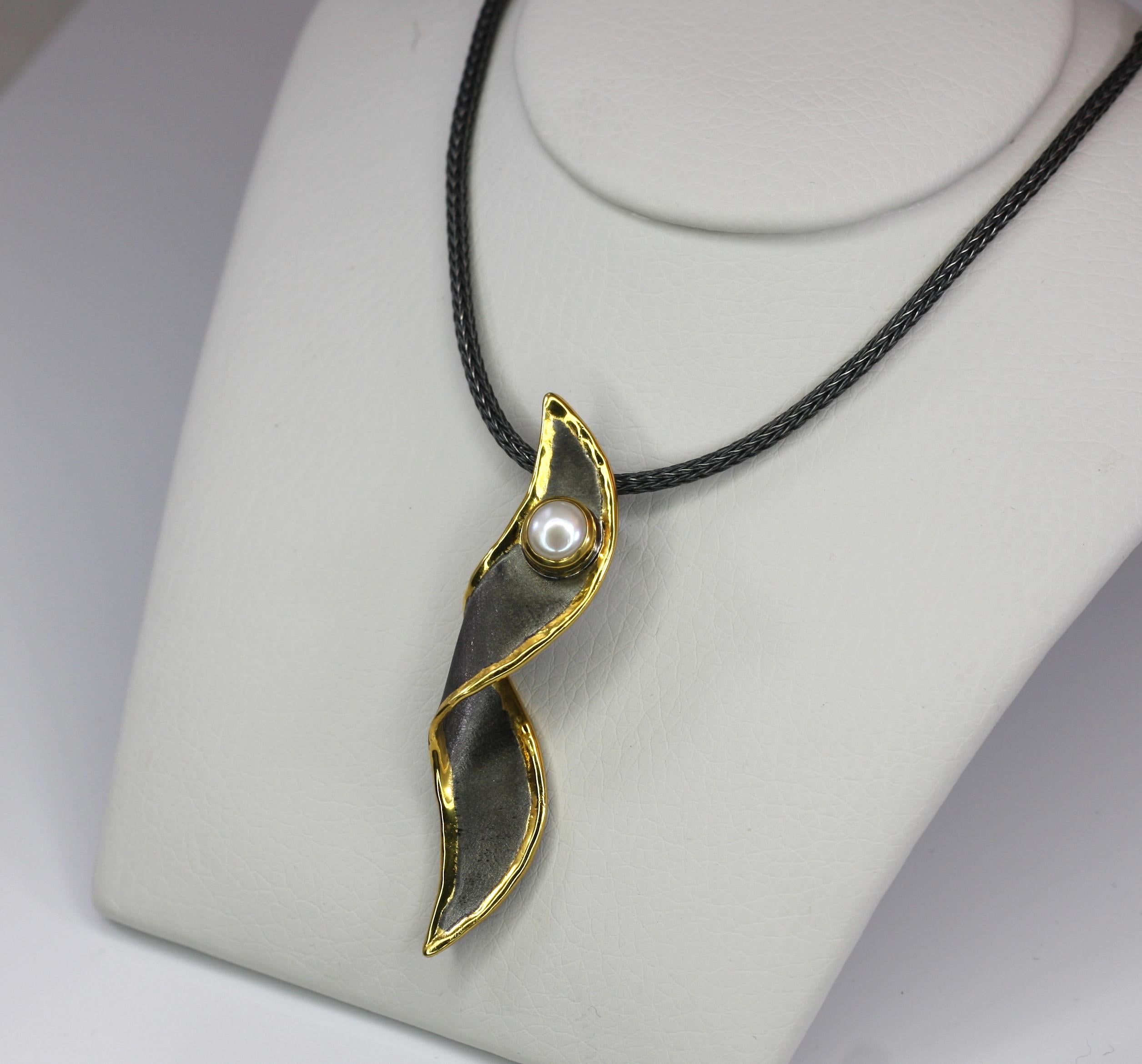 Yianni Creations Pearl  Fine Silver Finished with Black Rhodium and Gold Pendant For Sale 4