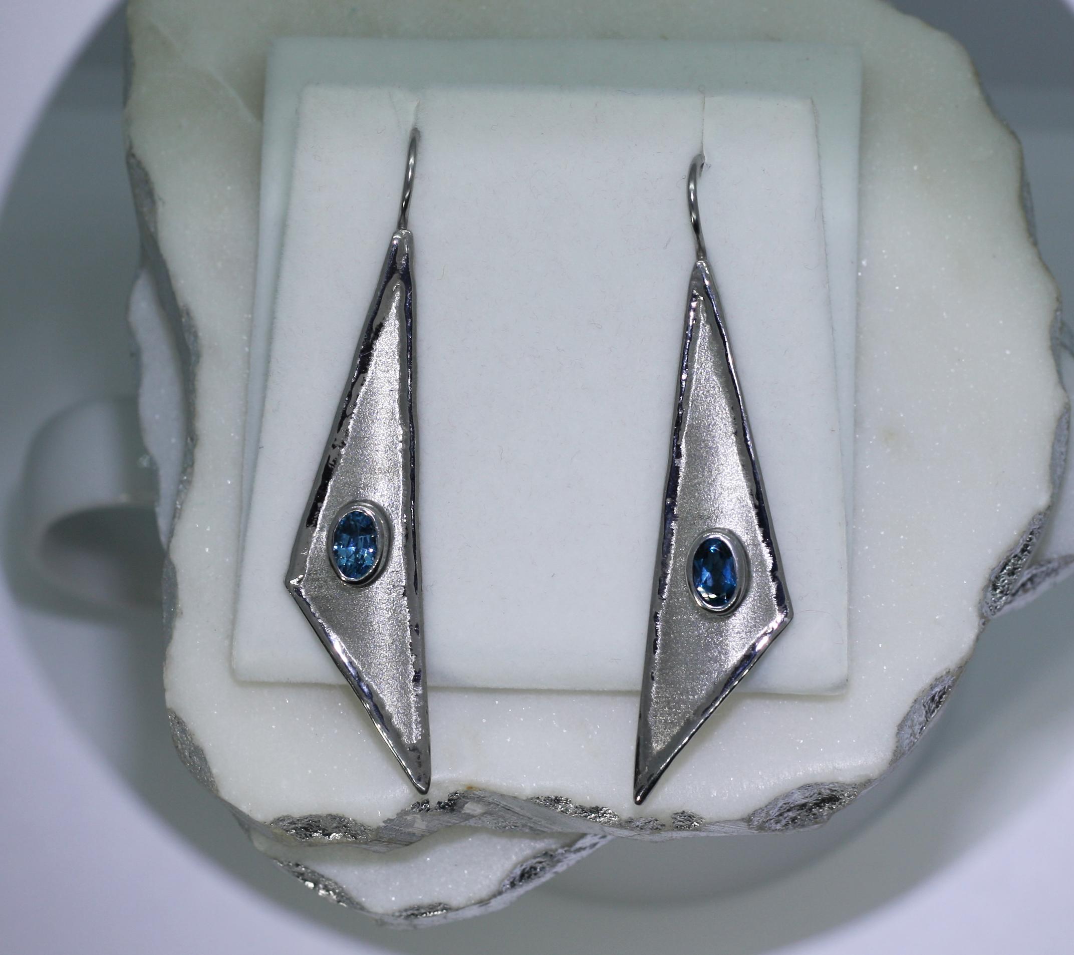 Yianni Creations Oval London Blue Topaz Fine Silver Dangle Long Shinny Earrings For Sale 4