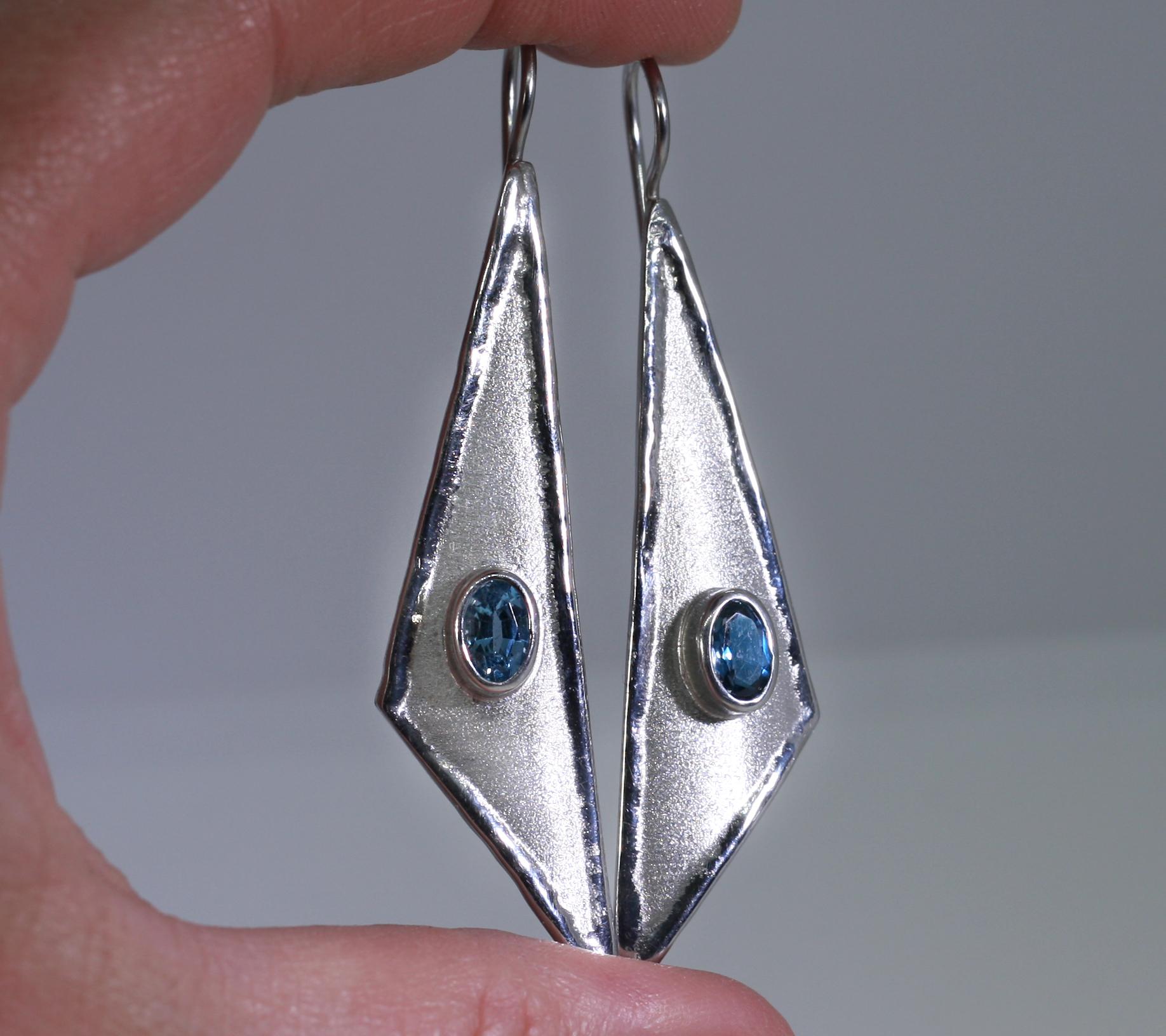 Yianni Creations Oval London Blue Topaz Fine Silver Dangle Long Shinny Earrings For Sale 2