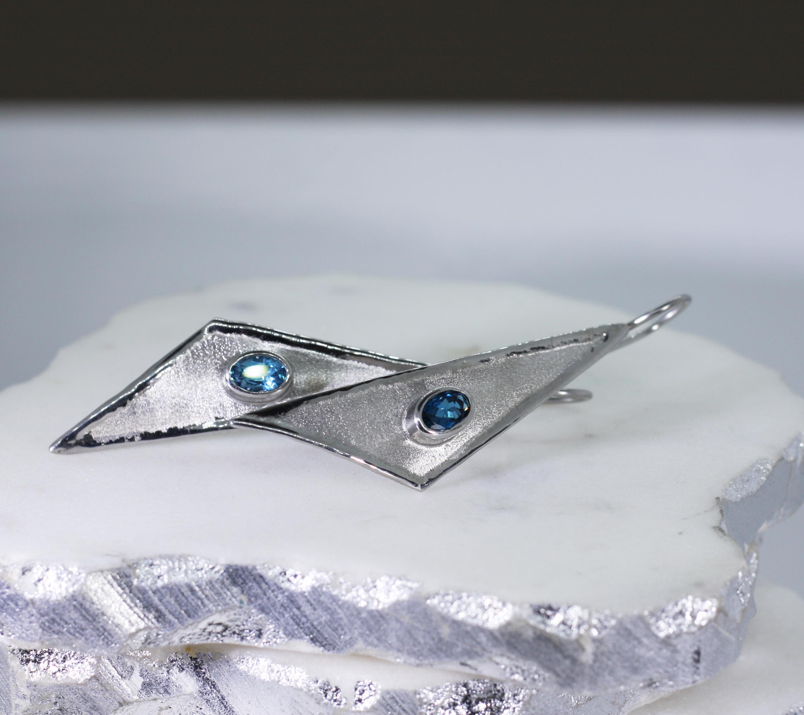 Yianni Creations Oval London Blue Topaz Fine Silver Dangle Long Shinny Earrings For Sale 3