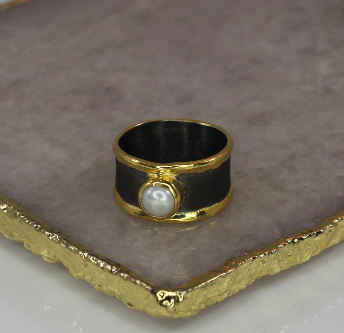 Yianni Creations Pearl Fine Silver Black Rhodium 24 Karat Gold Wide Band Ring 4