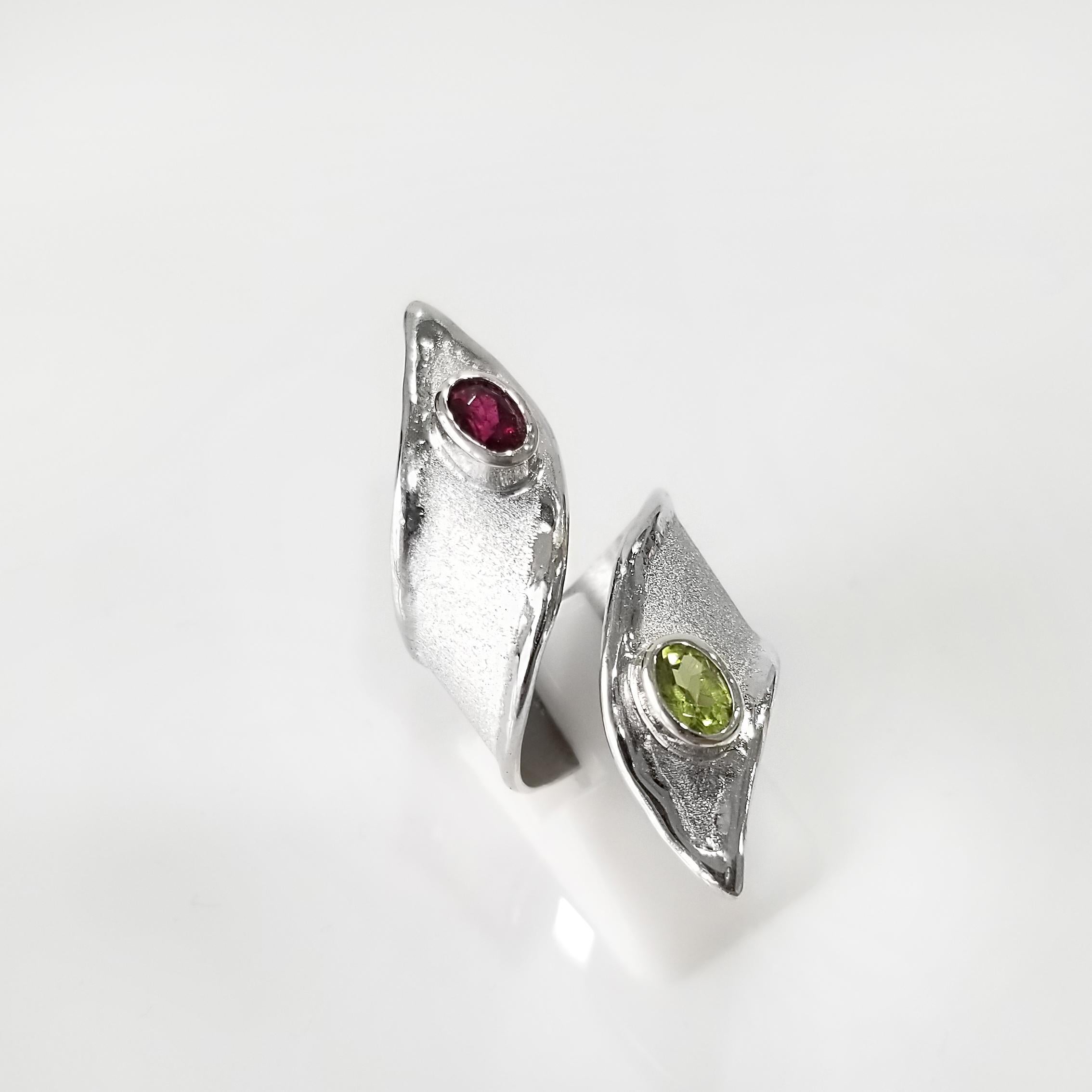 Contemporary Yianni Creations Peridot and Garner Fine Silver and Palladium Asymmetrical Ring