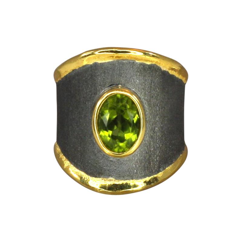 Yianni Creations Peridot Fine Silver Ring Finished with Rhodium and Pure Gold