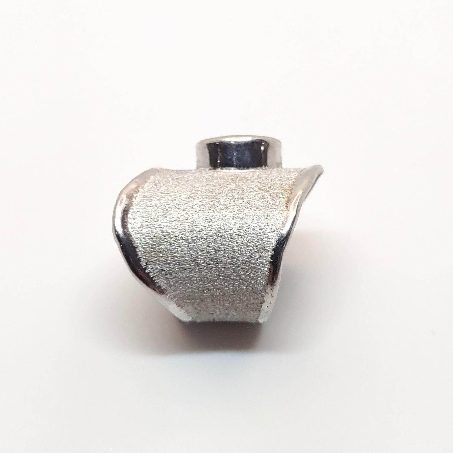 Yianni Kreationen Peridot-Ring aus feinem Silber und Palladium im Angebot 1