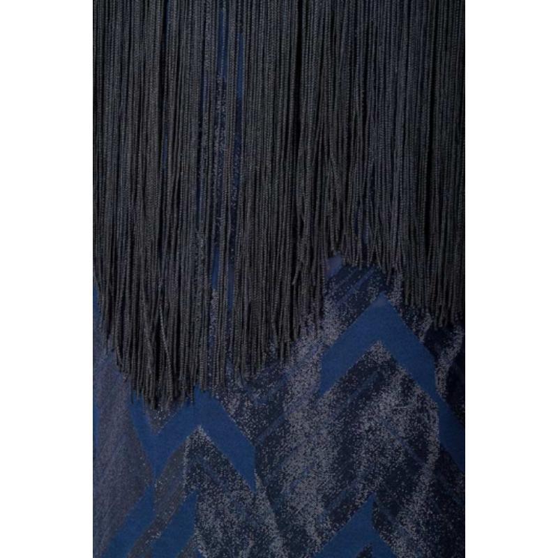 Yigal Azrouel Camicetta blu navy con motivo Chevron e frange in seta S In condizioni buone in vendita a Dubai, Al Qouz 2