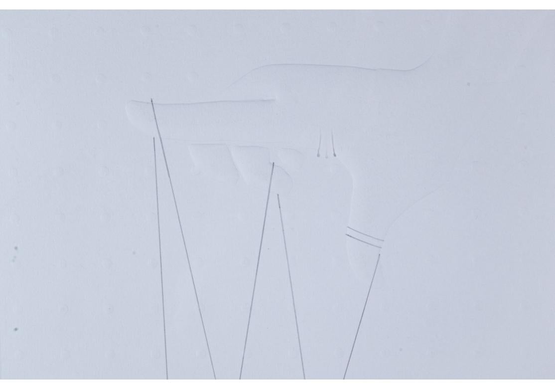 Eine Stichtauchlithographie in Weiß und Gelb. Blindstempel in der rechten unteren Ecke (YZE). Mit Bleistift signiert und datiert 77 unten rechts. A/P VIII/XX unten links, betitelt unten in der Mitte. Eine reliefierte Hand lässt die darunter liegende