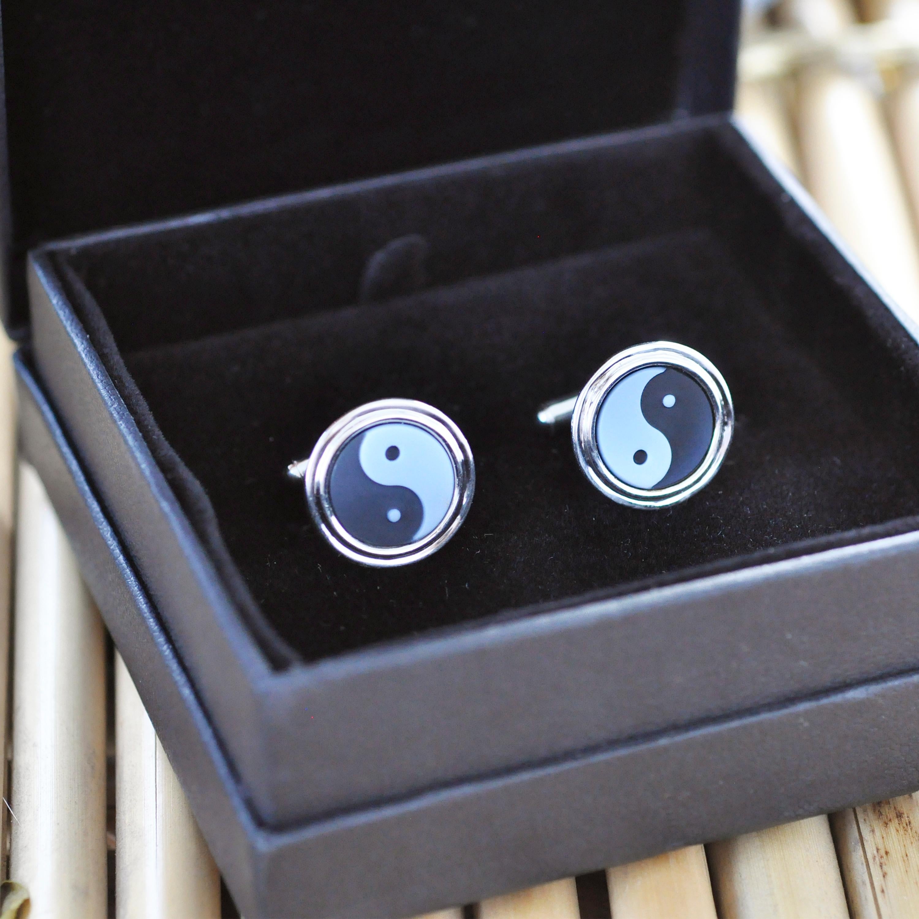 Yin Yang Agate Carving Gemstone Sterling Silver Cufflinks For Sale 4