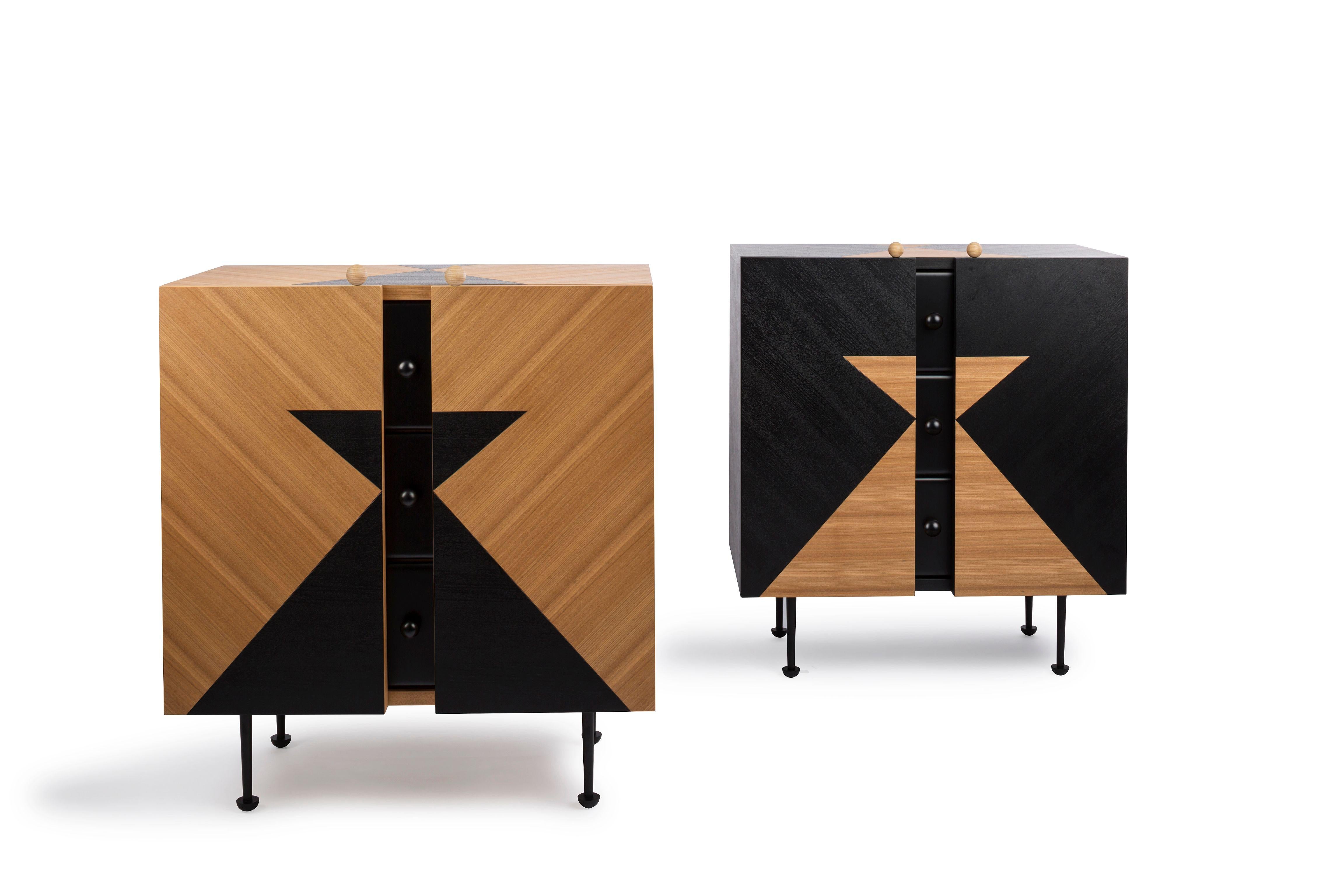 Yin-Yang chest drawers designed by Thomas Dariel, Maison Dada
Measures: W 80 x D 47 x H 93 cm
Body in painted and natural ash veneer • front in matte paint ?nish
Structure in MDF • Inside drawers painted in black matte ?nish
Metal legs with black