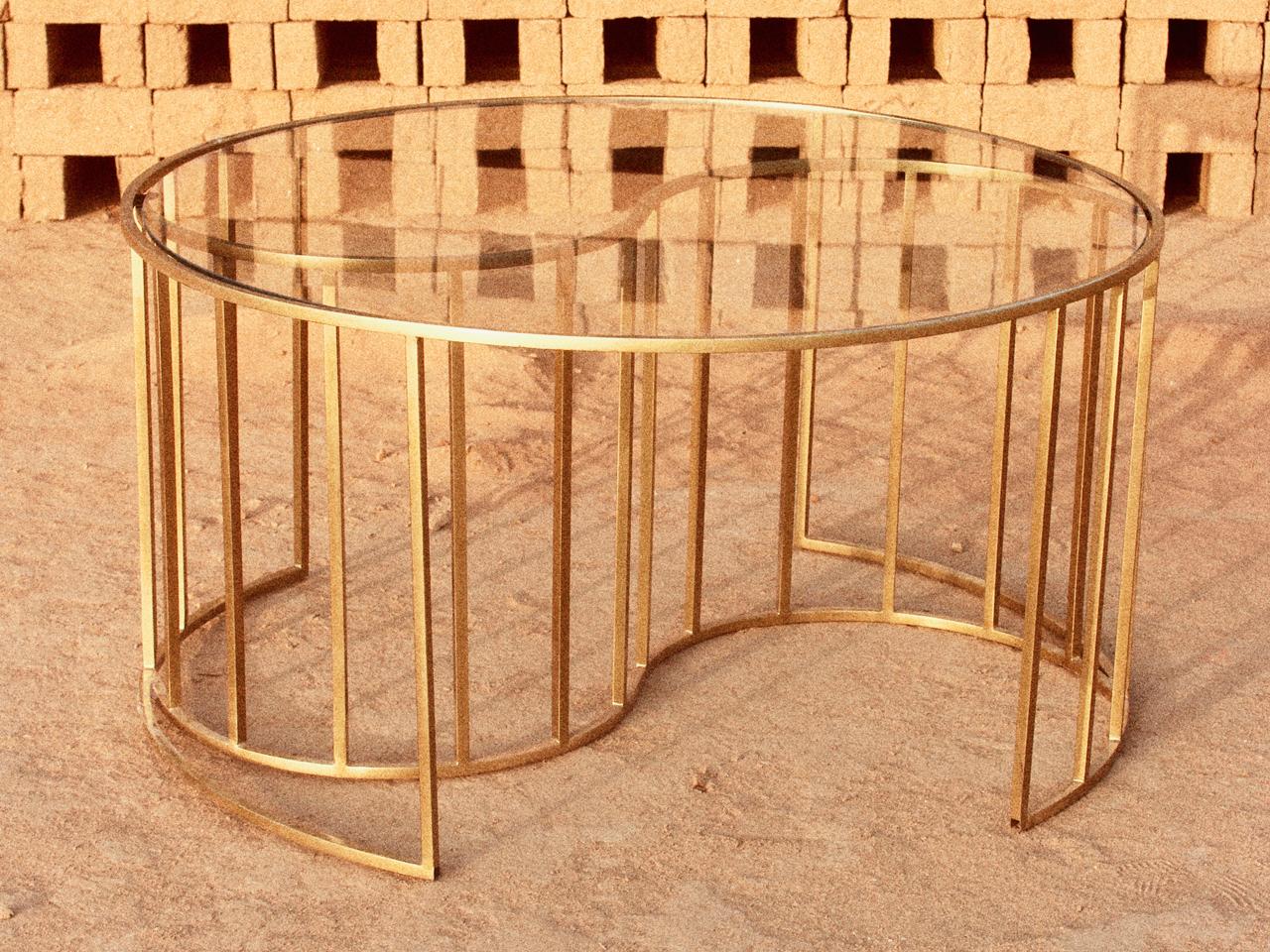 Table basse Yin Yang  par  Studio A Namit Khanna en vente 4