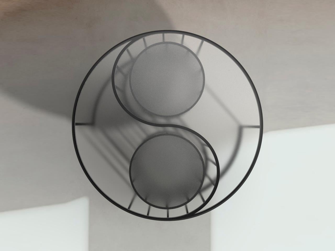 Verre Table basse Yin Yang  par  Studio A Namit Khanna en vente