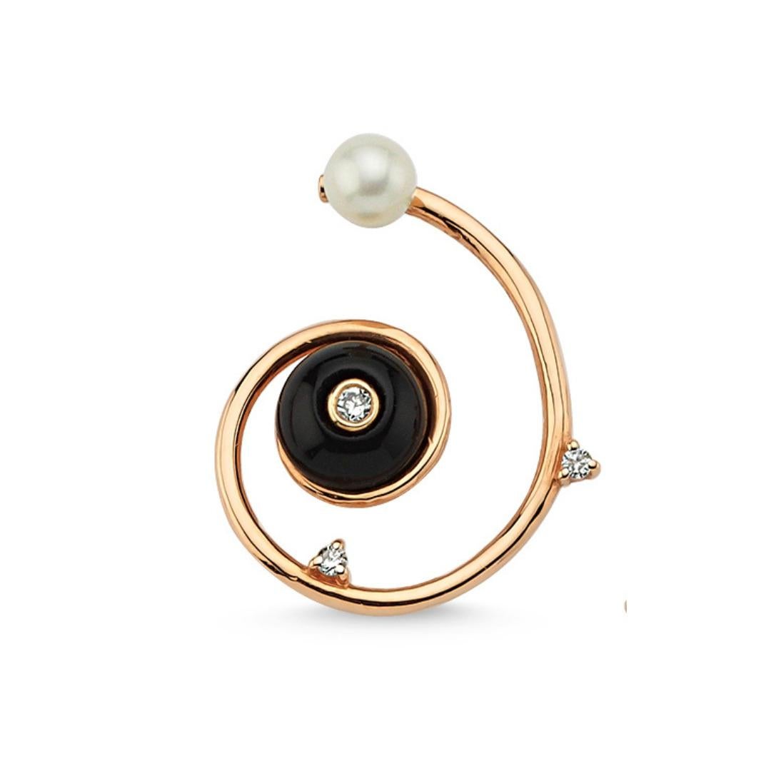 Yin yang hoop small 14k rose gold earrings with diamonds by Selda Jewellery

Additional Information:-
Collection: Yin Yang Collection
14k Rose gold
0.08ct White diamond
Diameter 1.5cm