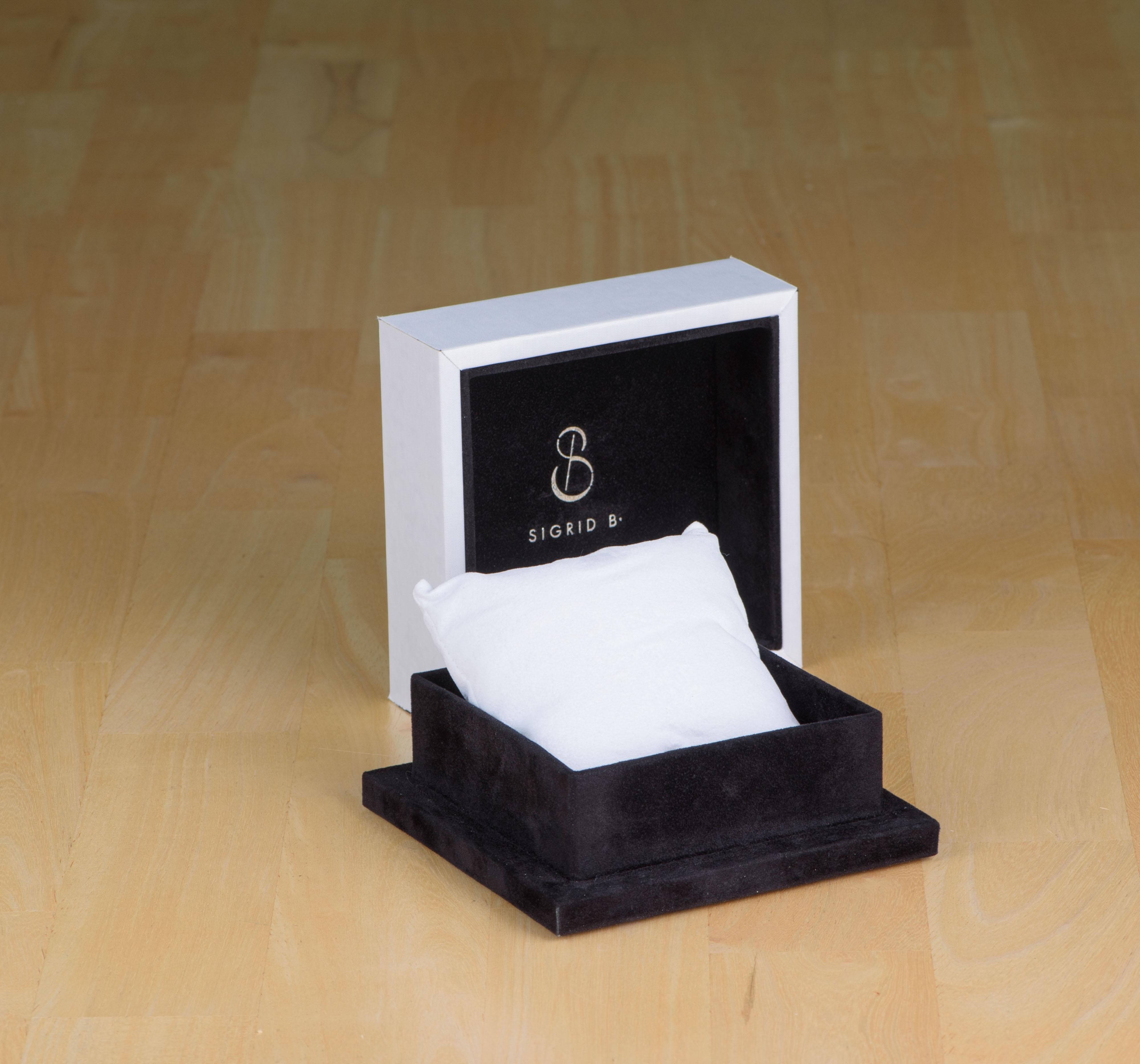 “YIN-YANG” Love Collection Bracelet 18k Gold, Brilliants, Tanzanite, Tourmaline For Sale 6