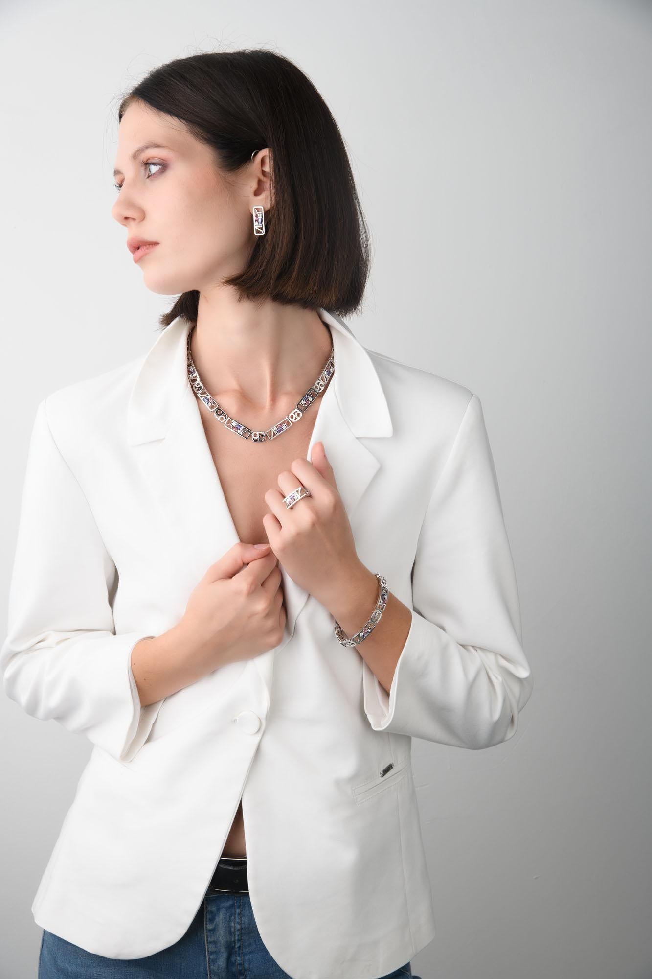 Taglio brillante “YIN-YANG” Love Collection Earrings 18k Gold, Brilliants, Tanzanite, Tourmaline in vendita