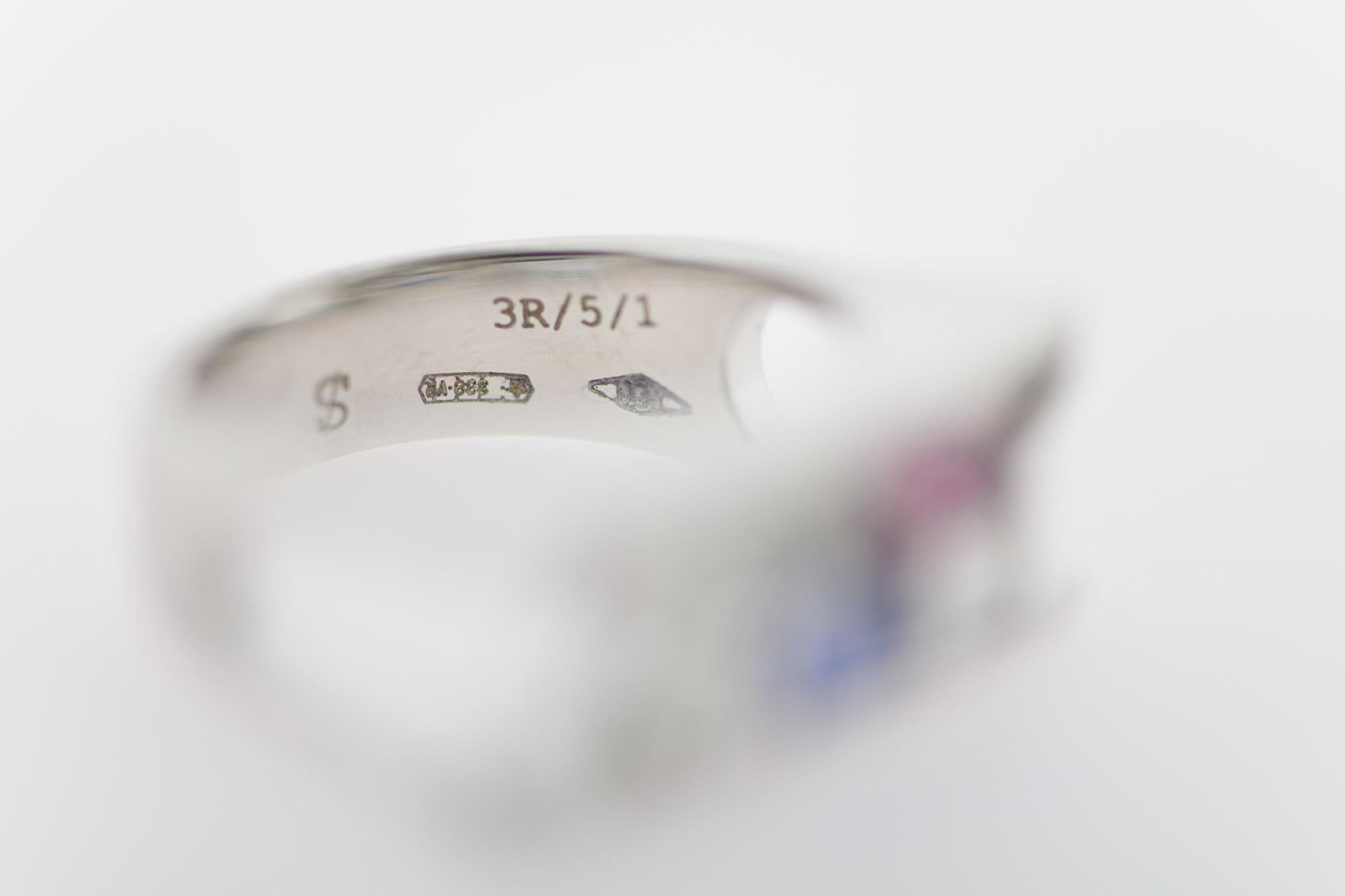 “YIN-YANG” Love Collection Ring 18k Gold, Brilliants, Tanzanite & Tourmaline in vendita 5