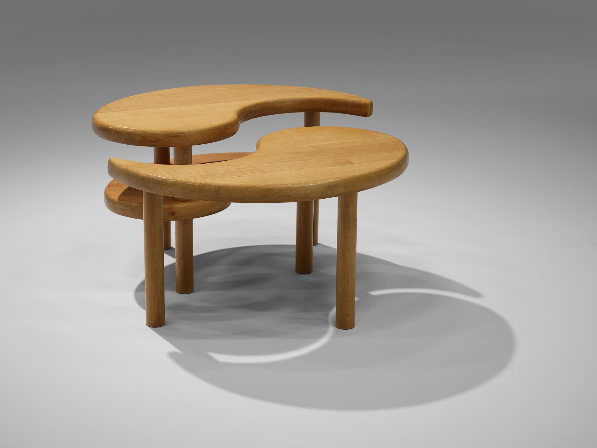 yin yang table
