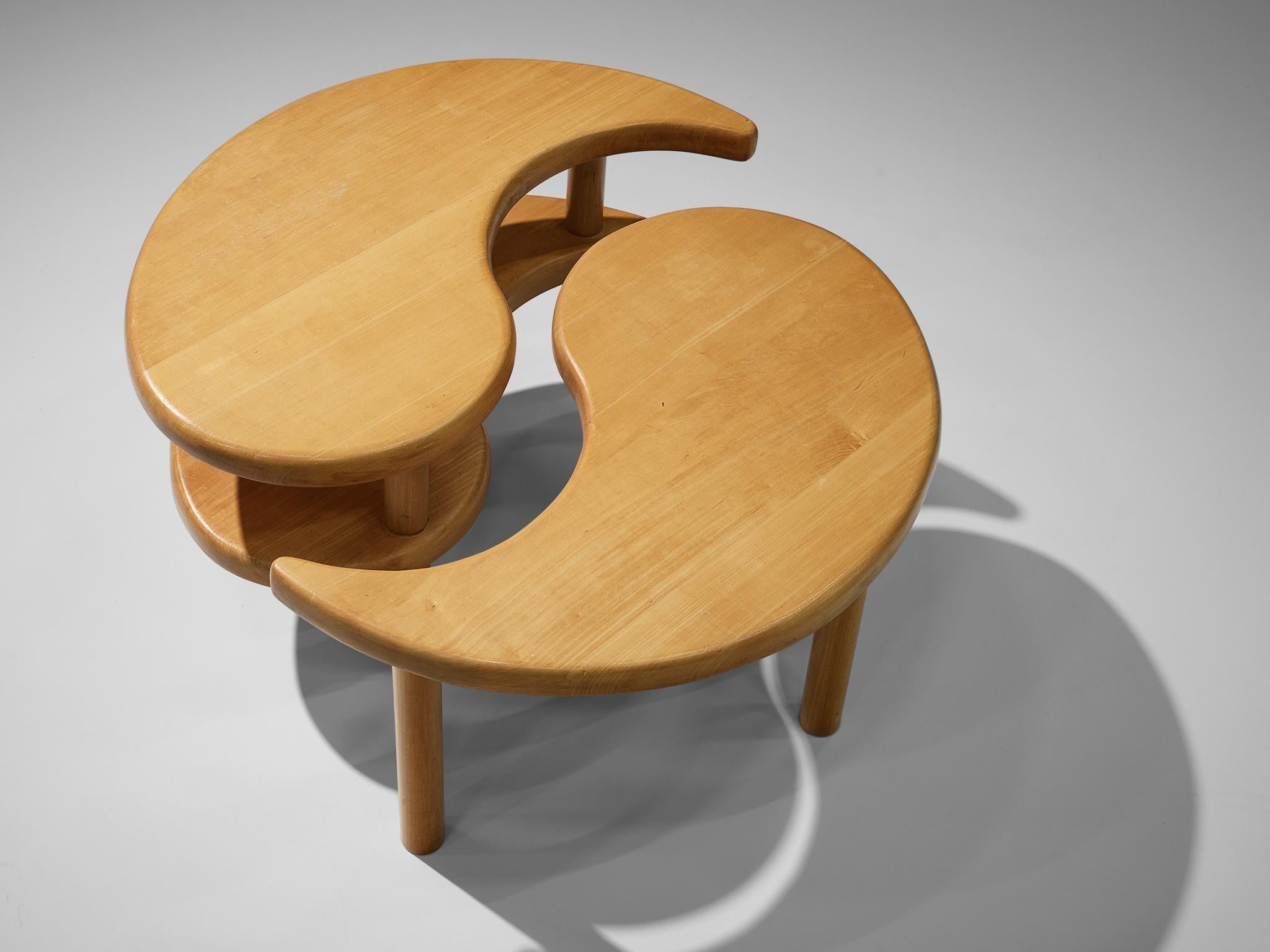 ying yang table
