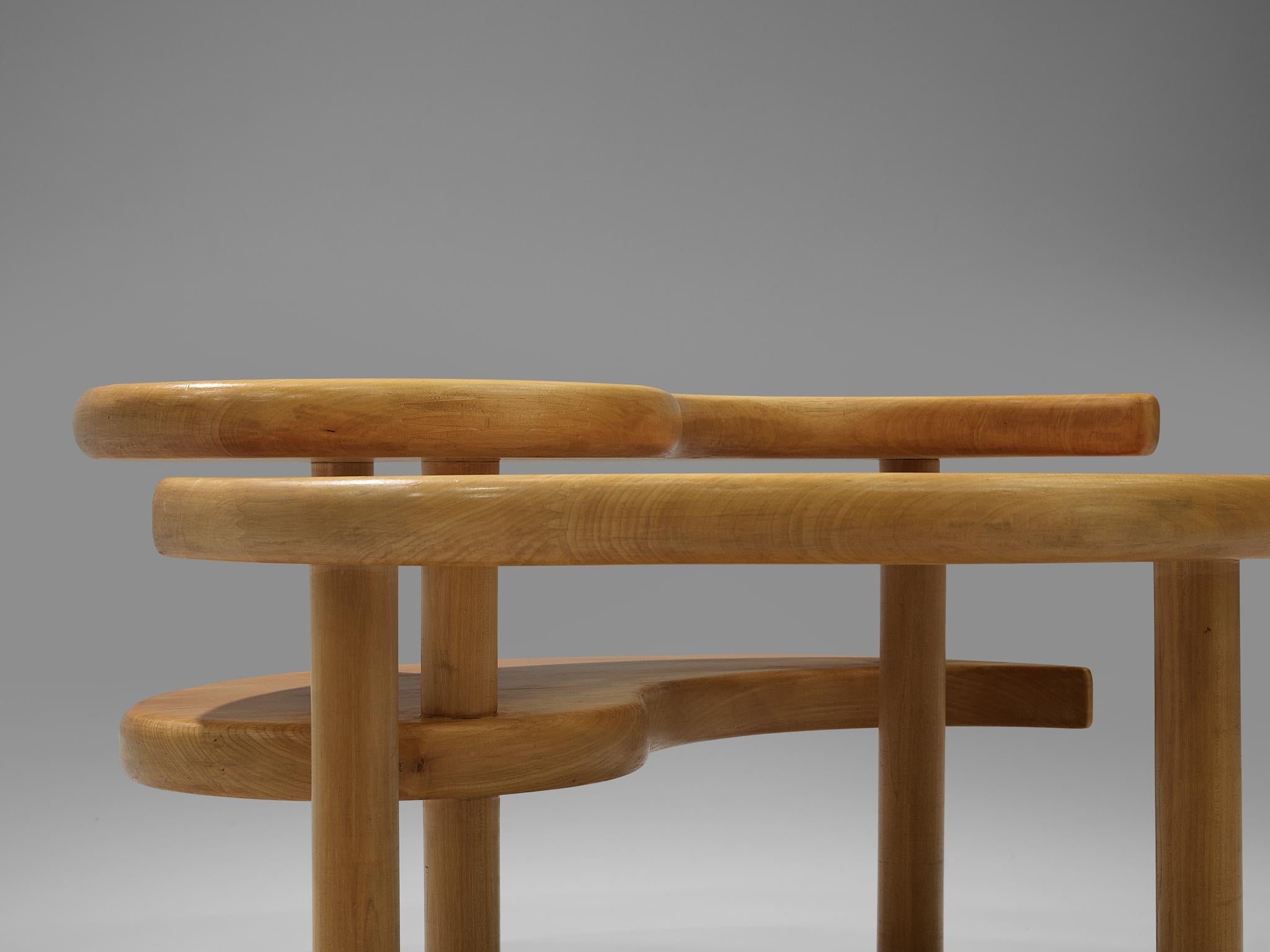 Yin Yang Nesting Coffee Table in Beech In Good Condition In Waalwijk, NL