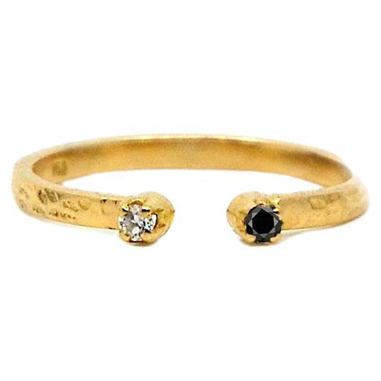 For Sale:  'Ying Yang' 18K Gold Ring