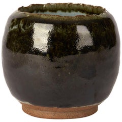 li pottery Ying Yeung Li Hand Thrown Studio Pottery Green Glazed Vase