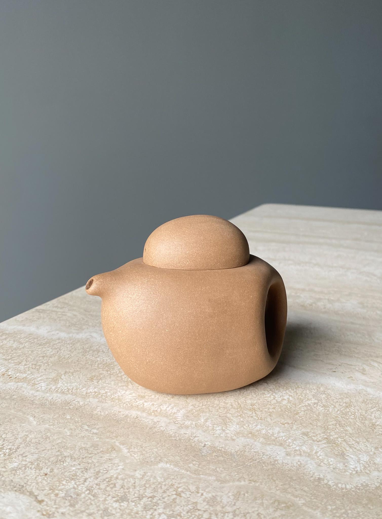 Yixing Ware Keramik-Teekanne, China, 20. Jahrhundert im Angebot 9