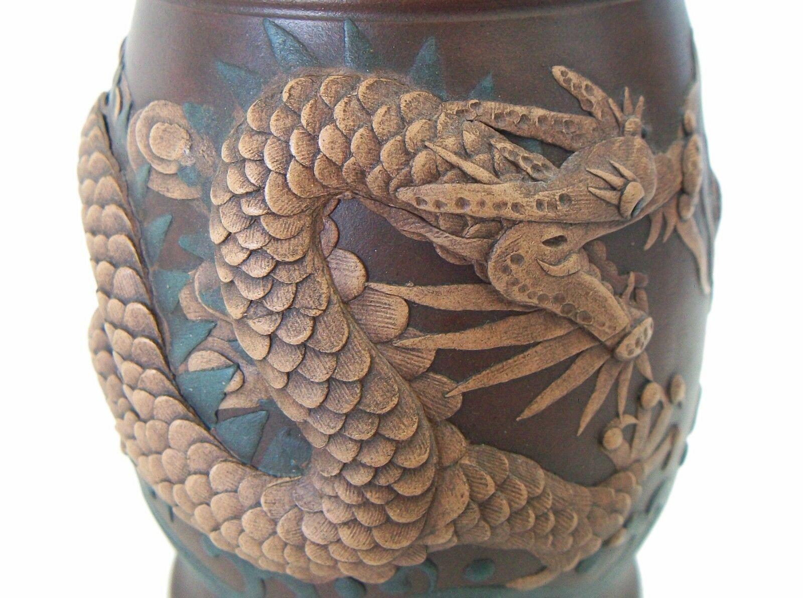 Yixing Zisha Imperial Dragon Vase/Brush Pot, Square Seal, China, 20th Century For Sale 1