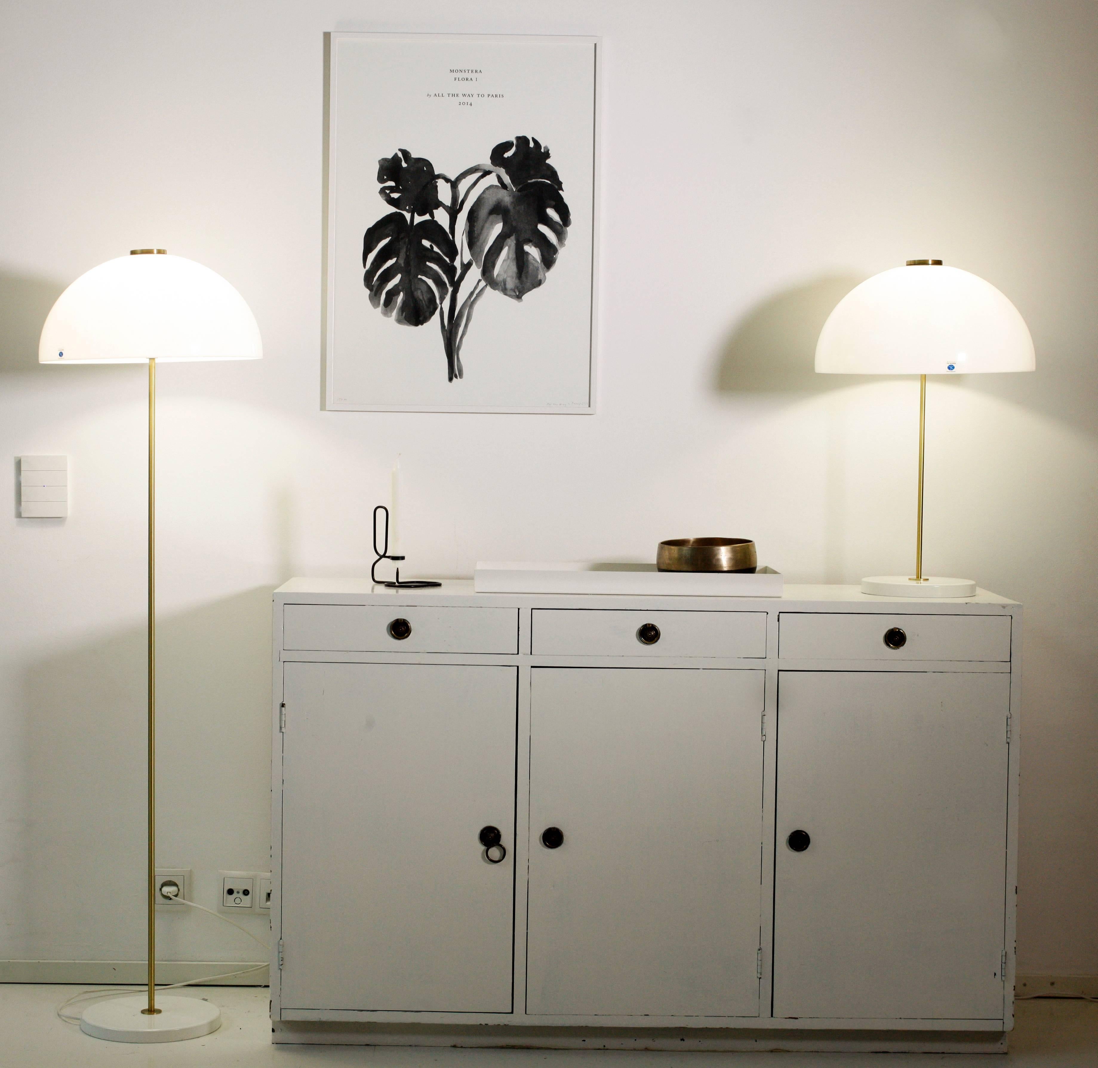 Scandinavian Modern Large Yki Nummi 'Kupoli' Table Lamp for Innolux Oy For Sale