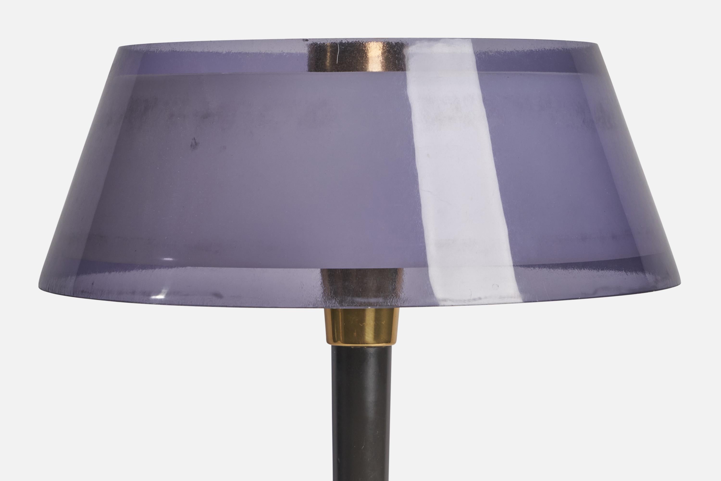 Mid-Century Modern Yki Nummi, Table Lamp, Acrylic, Brass, Metal, Finland, 1950s For Sale