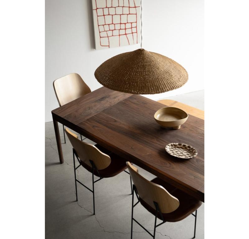 Américain Table à manger Ynez en vente