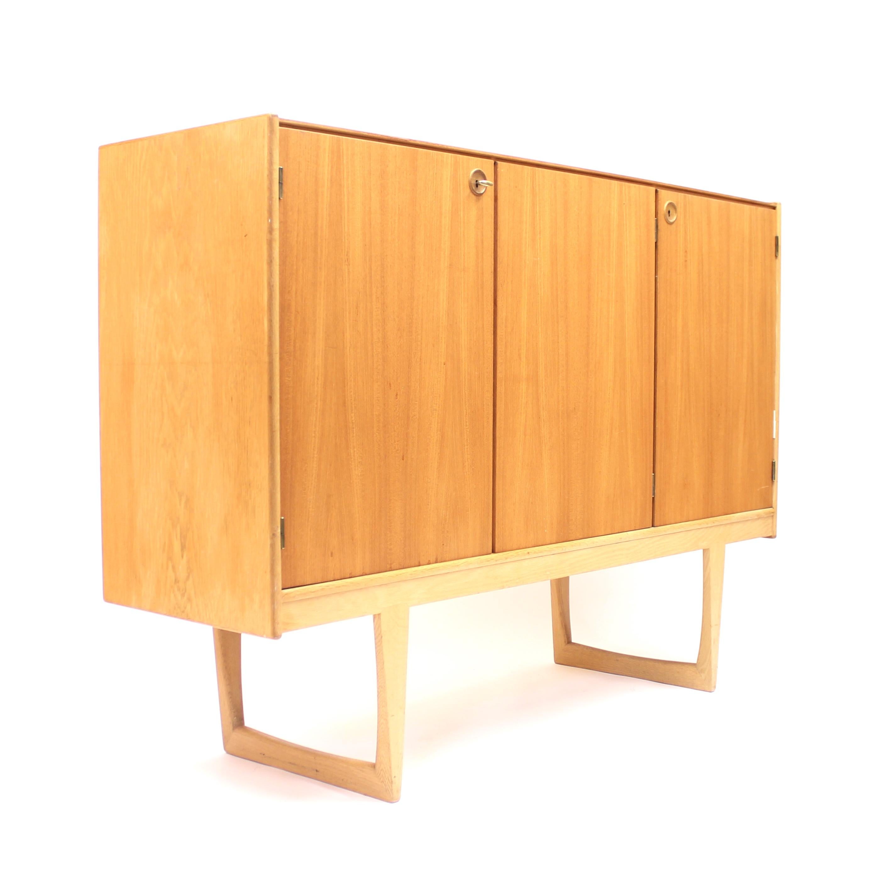 Oak Yngvar Sandström, Tokyo teak and oak sideboard, Nordiska Kompaniet, 1959