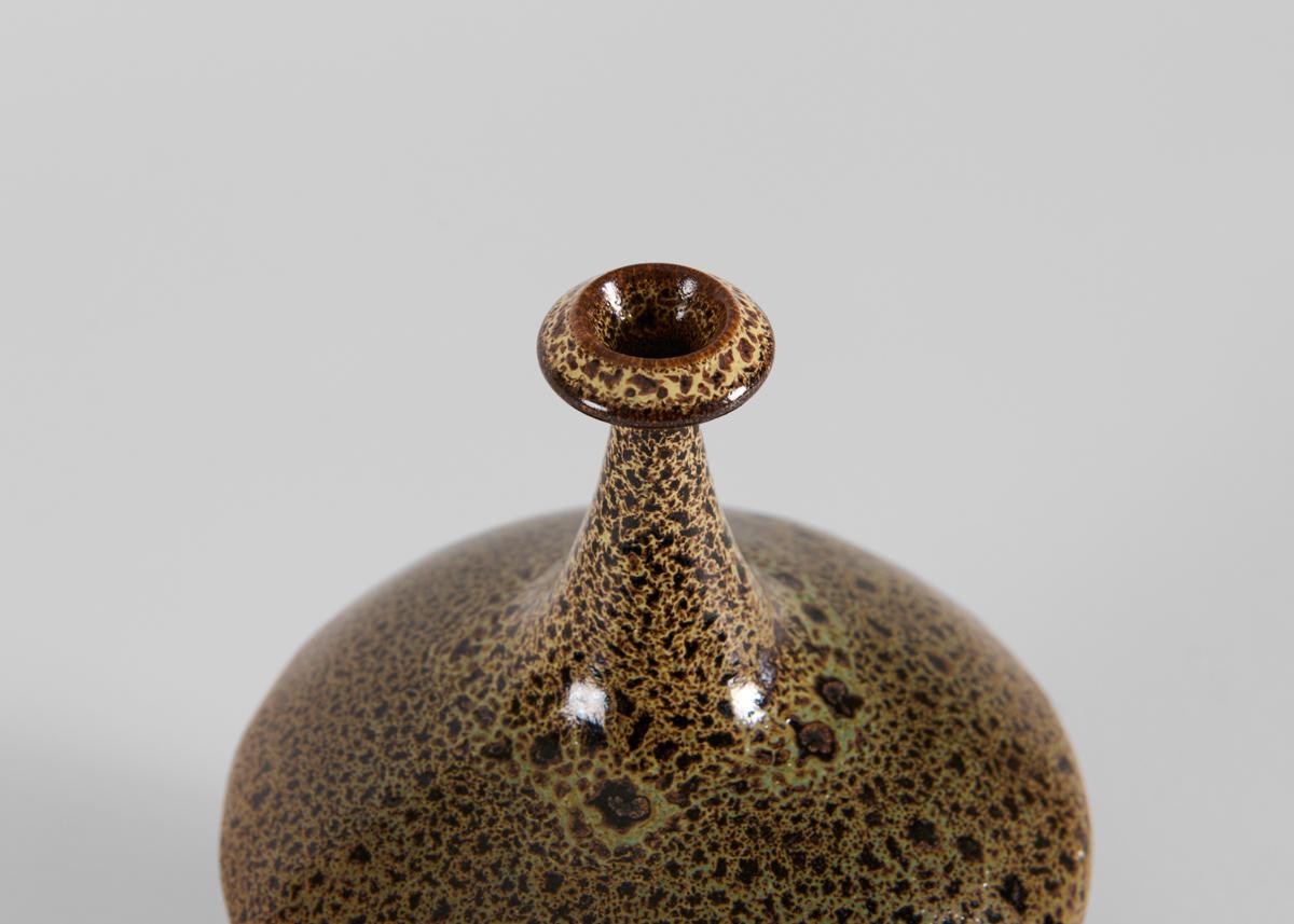 Swedish Yngve Blixt, Long-necked Vase with Copper Speckled Glaze, Sweden, 1970s For Sale