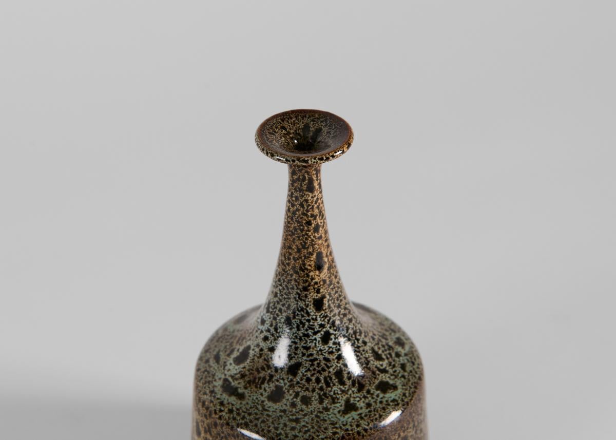 Glazed Yngve Blixt, Long-necked Vase with Green Mottled Glaze, Sweden, 1960s For Sale