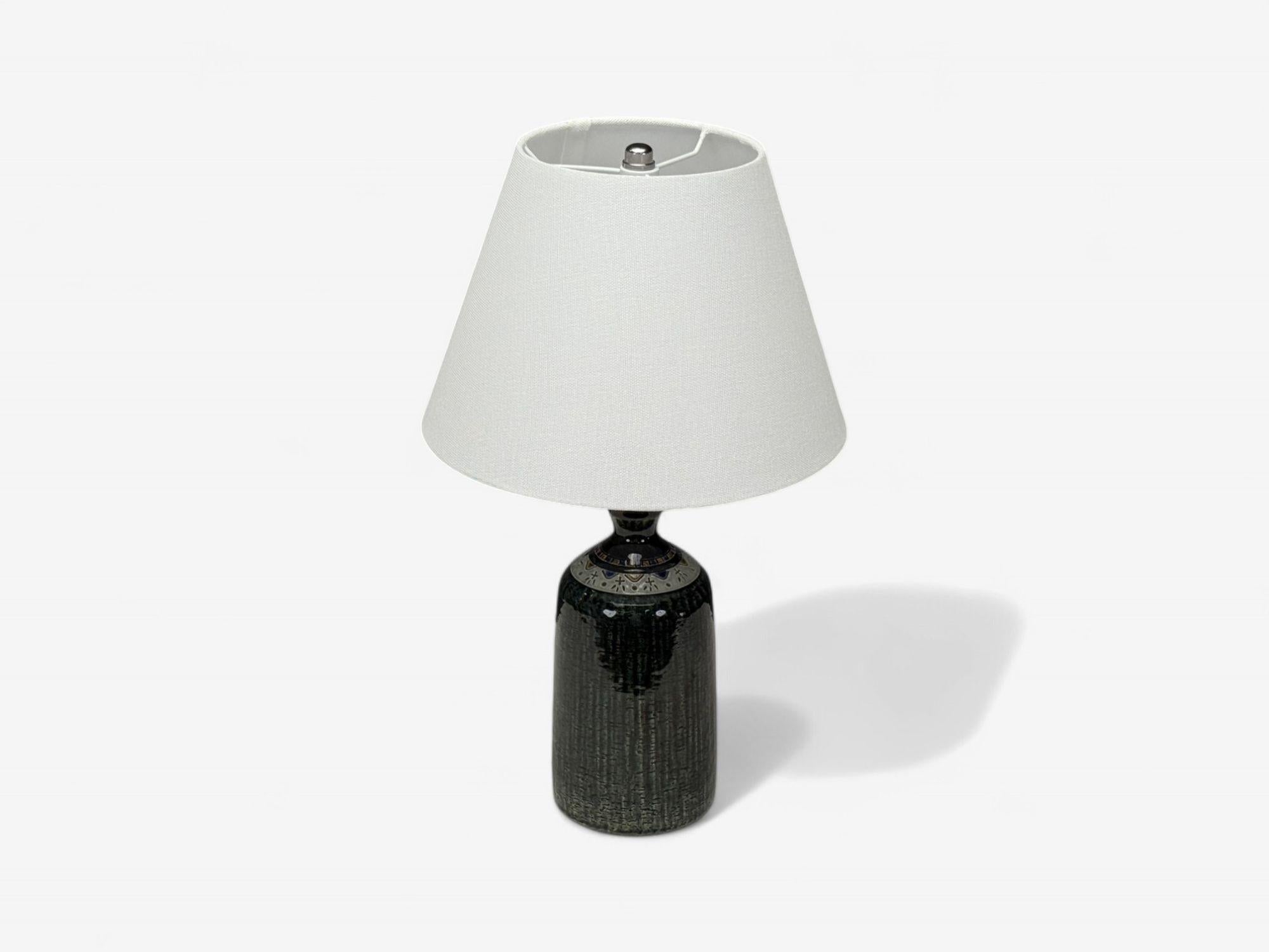 Mid-Century Modern Yngve Blixt, Swedish Modern, Green Stoneware, Table Lamp, Sweden, 1960s For Sale