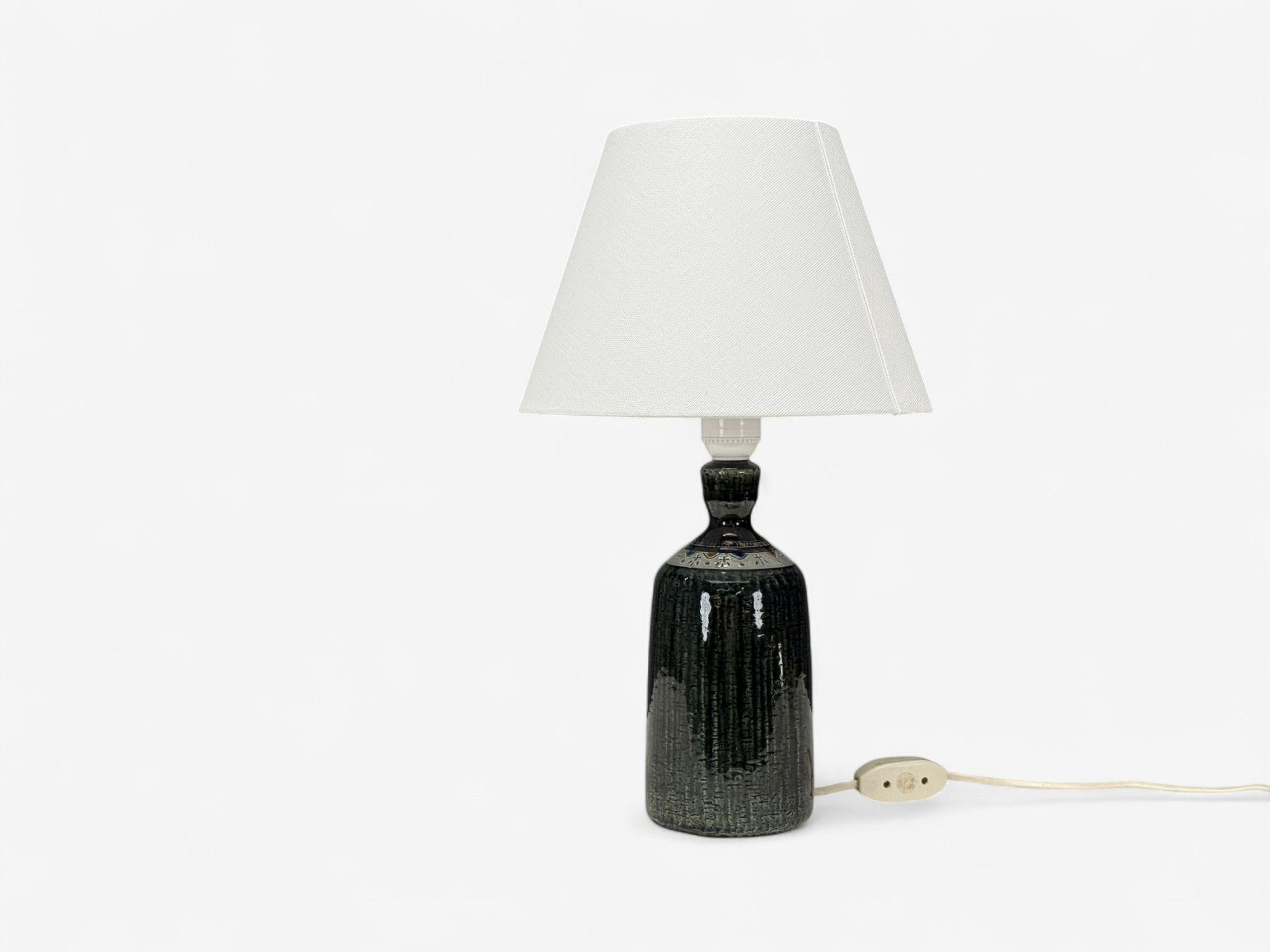 Yngve Blixt, Swedish Modern, Green Stoneware, Table Lamp, Sweden, 1960s For Sale 1