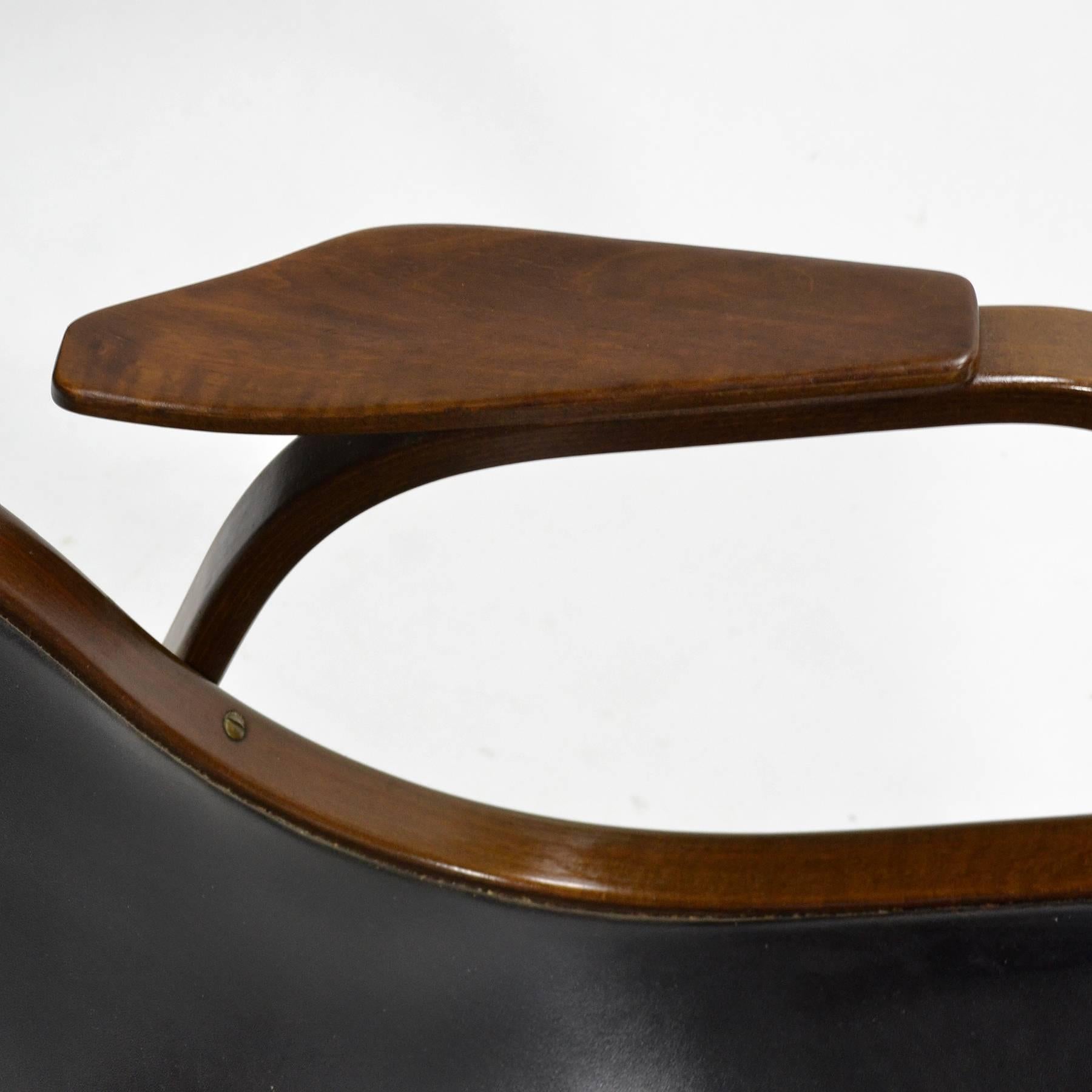 Yngve Ekström Leather Kurva Lounge Chair 4