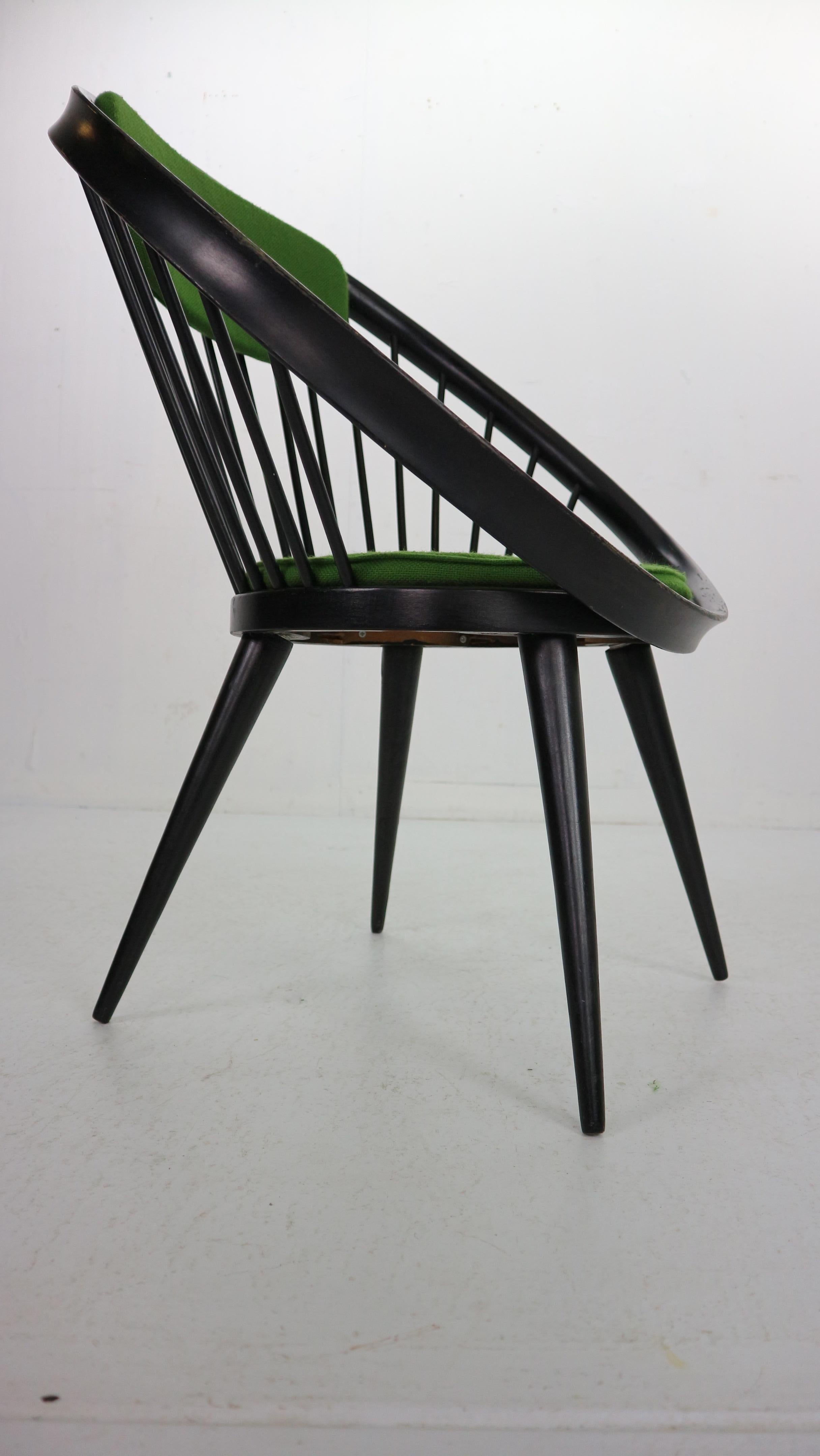 Milieu du XXe siècle Chaise noire originale « Circle » de Yngve Ekstrm pour Swedese, années 1960, Suède en vente