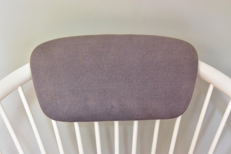 Midcentury circle lounge chair by Yngve Ekström for Swedese, Sweden. Cushions with some spots. The blue fabric turned into grey from being expose the sun :-). Paint with some damages. Vintage condition.