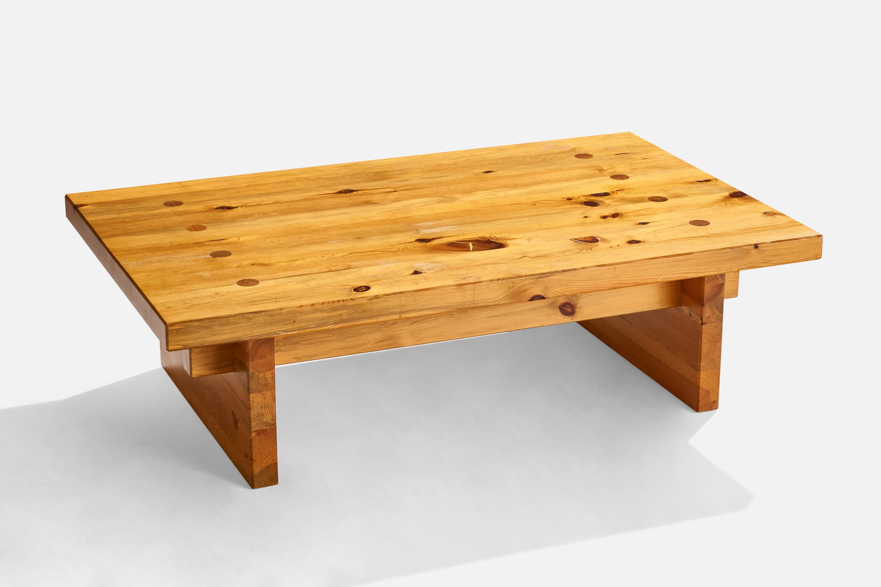 Suédois Yngve Ekström, table basse, pin, Suède, années 1970 en vente