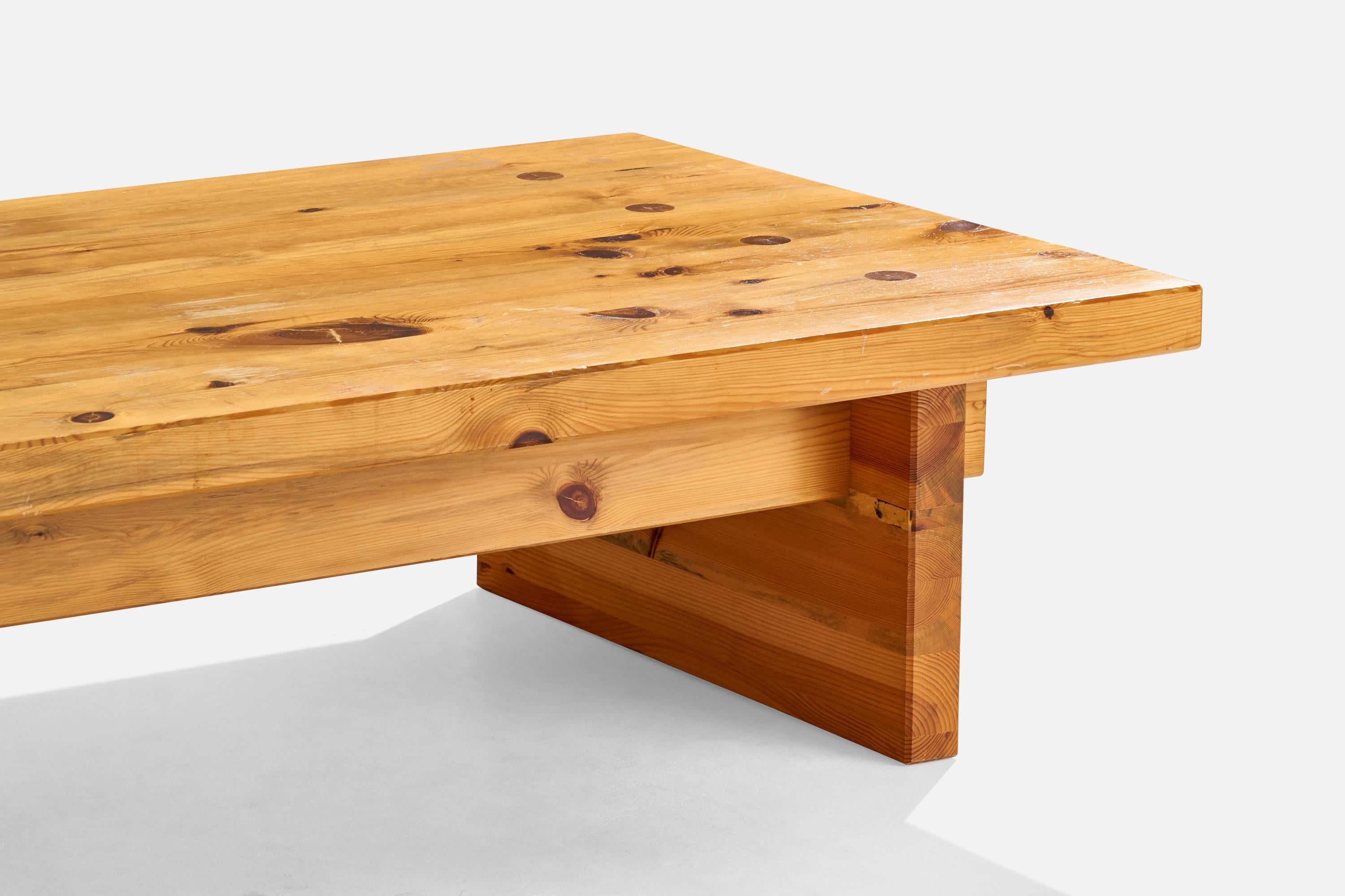 Yngve Ekström, table basse, pin, Suède, années 1970 en vente 1