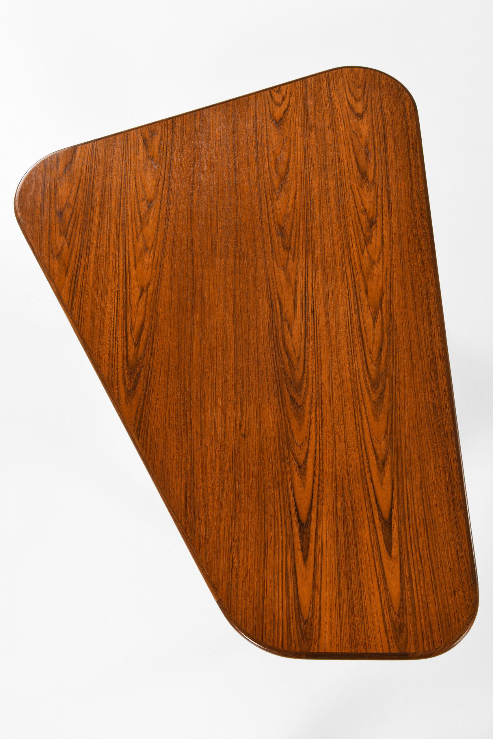 Yngve Ekström Coffee Table Produced by Westbergs Möbler In Good Condition In Limhamn, Skåne län